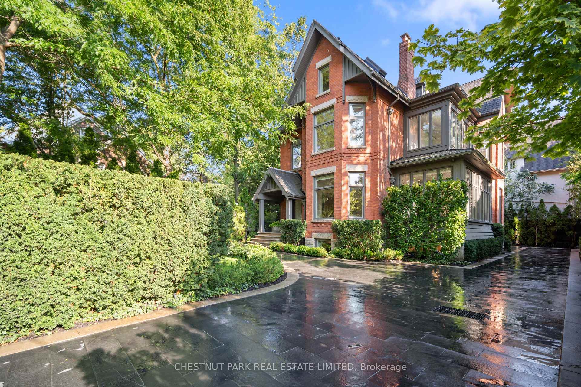 Front of 99 Crescent Road