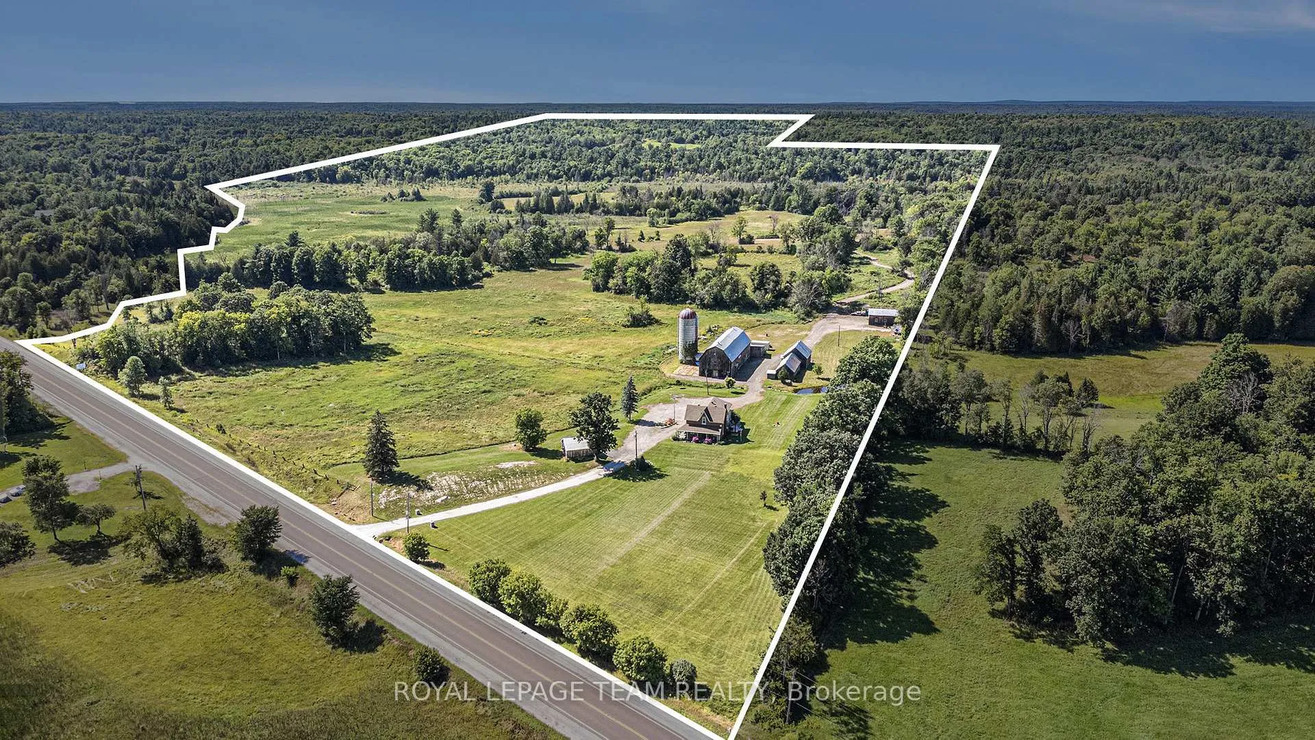 Photo 2 of 20468 7, Tay Valley, Bathurst/Burgess & Sherbrooke (Bathurst) Twp — HOMEH