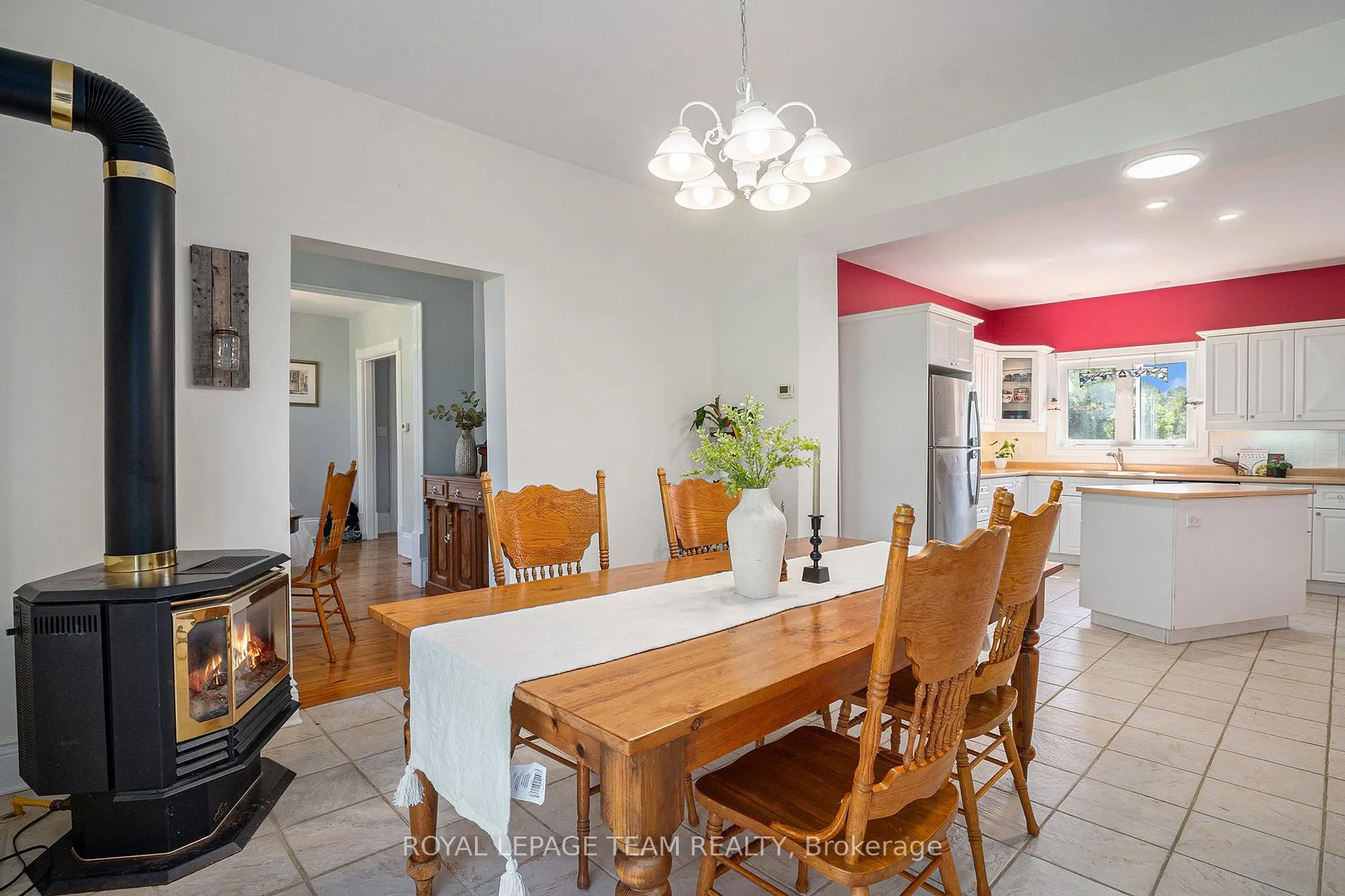 Photo 9 of 20468 7, Tay Valley, Bathurst/Burgess & Sherbrooke (Bathurst) Twp — HOMEH