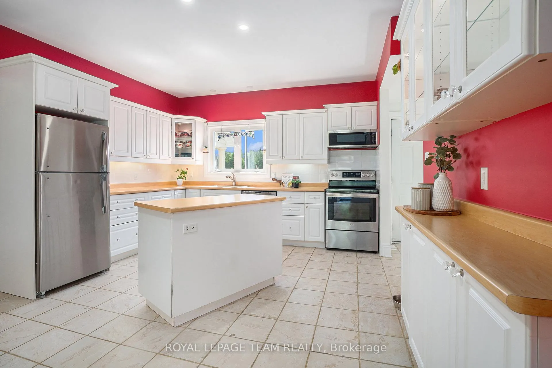 Photo 11 of 20468 7, Tay Valley, Bathurst/Burgess & Sherbrooke (Bathurst) Twp — HOMEH