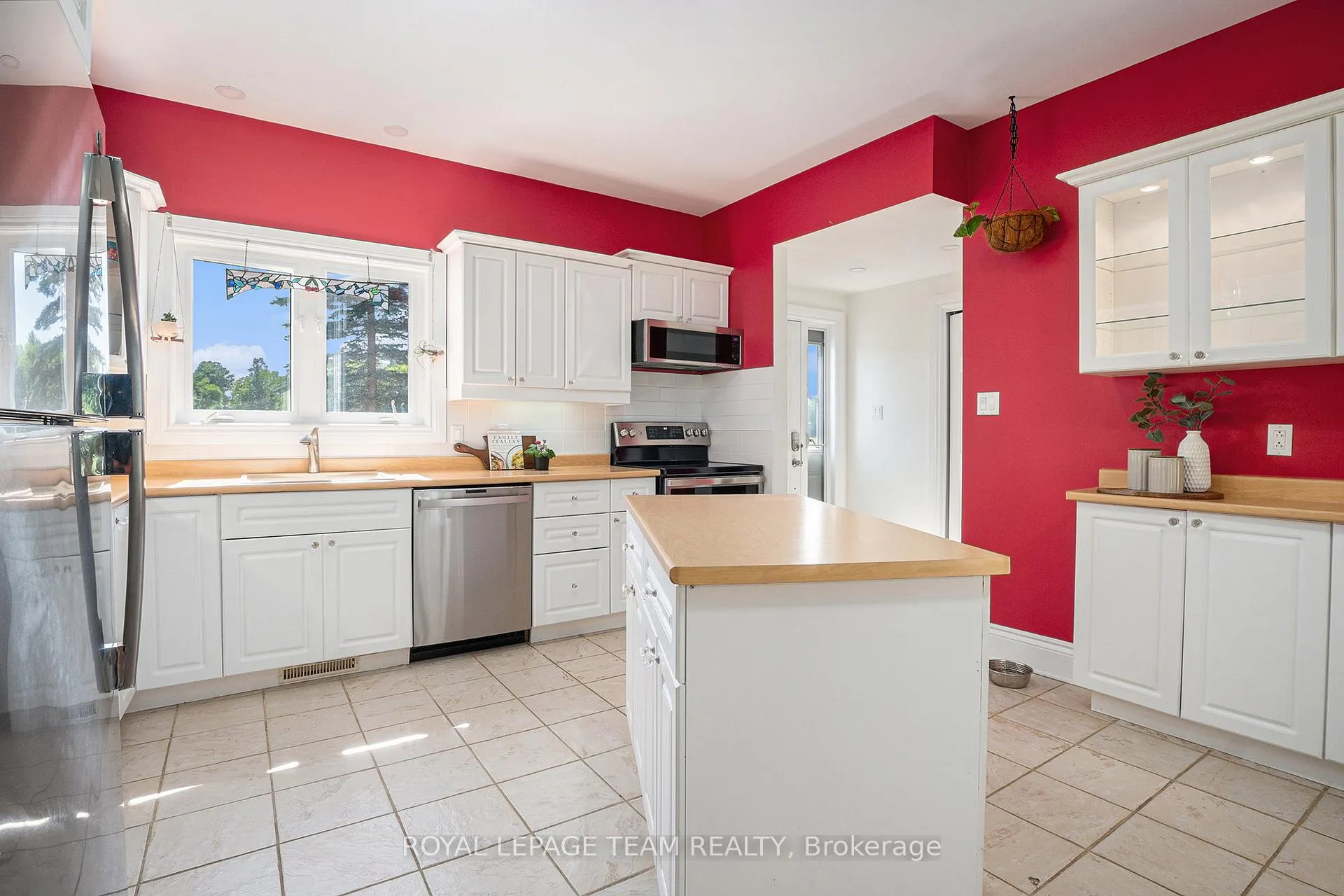 Photo 12 of 20468 7, Tay Valley, Bathurst/Burgess & Sherbrooke (Bathurst) Twp — HOMEH