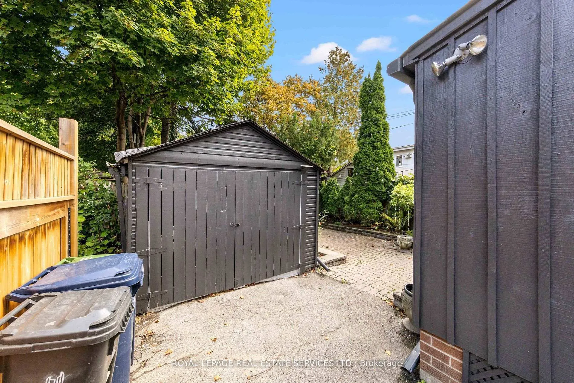 Photo 40 of 1565 Mount Pleasant Road, Toronto, Lawrence Park North — HOMEH