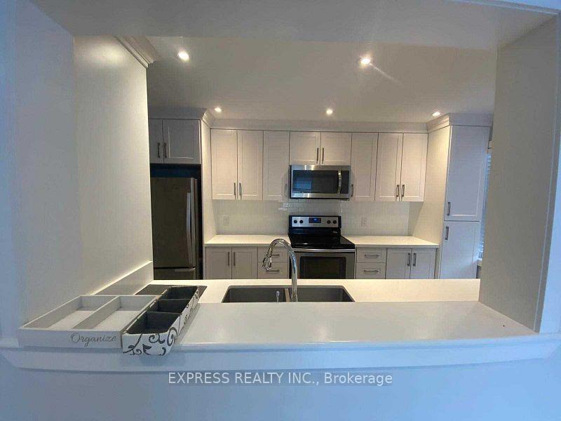 Photo 5 of Unit 1, 601 Old Orchard Grove, Toronto, Bedford Park-Nortown — HOMEH