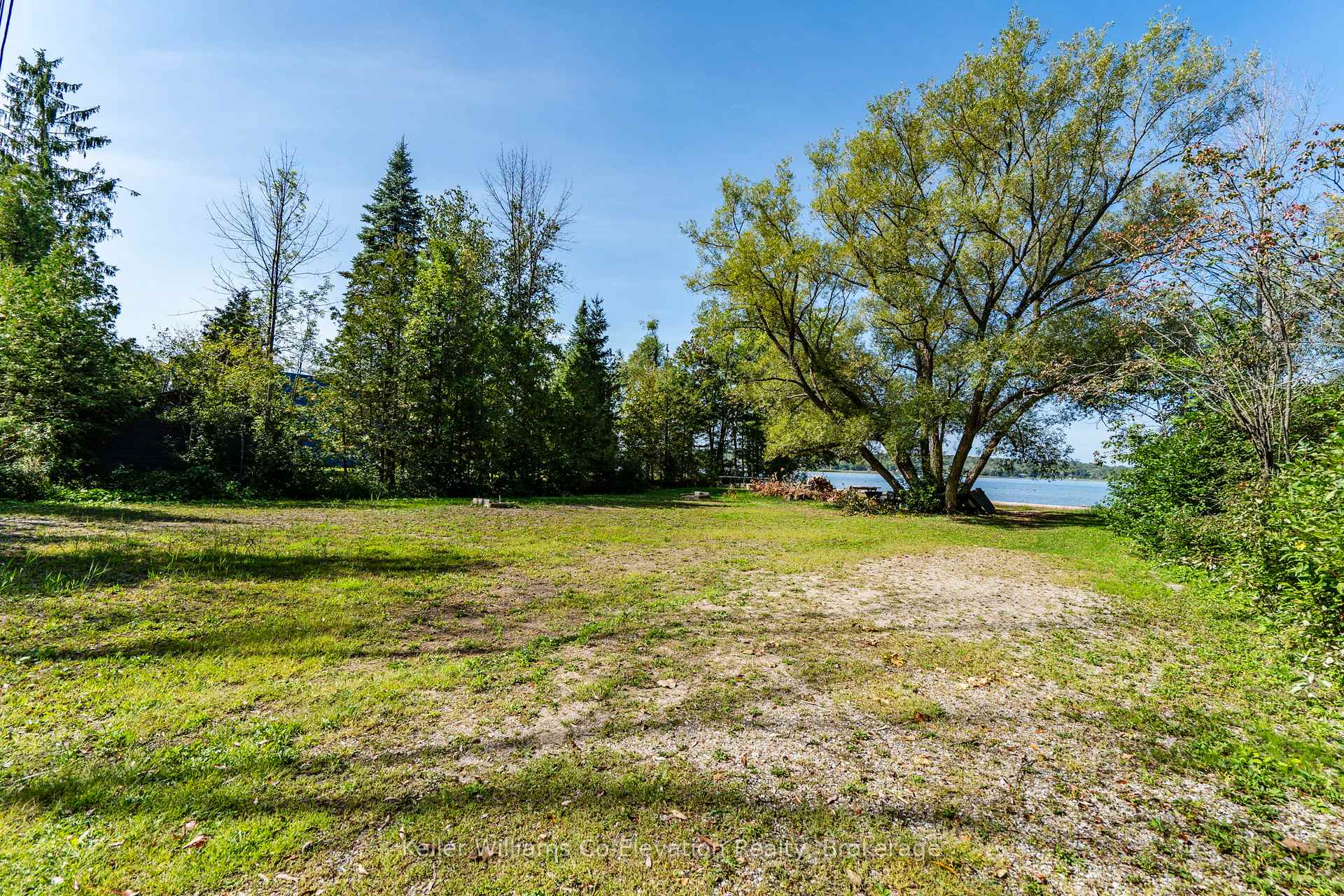 Photo 26 of 3 Crossingview Lane, Tay, Rural Tay — HOMEH