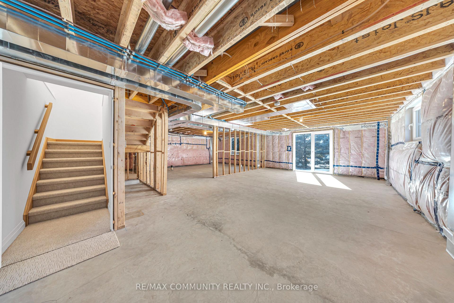 Photo 26 of 14 Alexander Circle, Strathroy-Caradoc, Caradoc — HOMEH