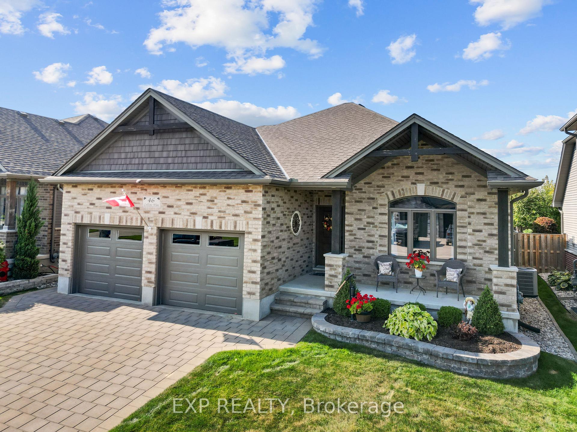 Photo 2 of 46 Collins Way, Strathroy-Caradoc, SE — HOMEH