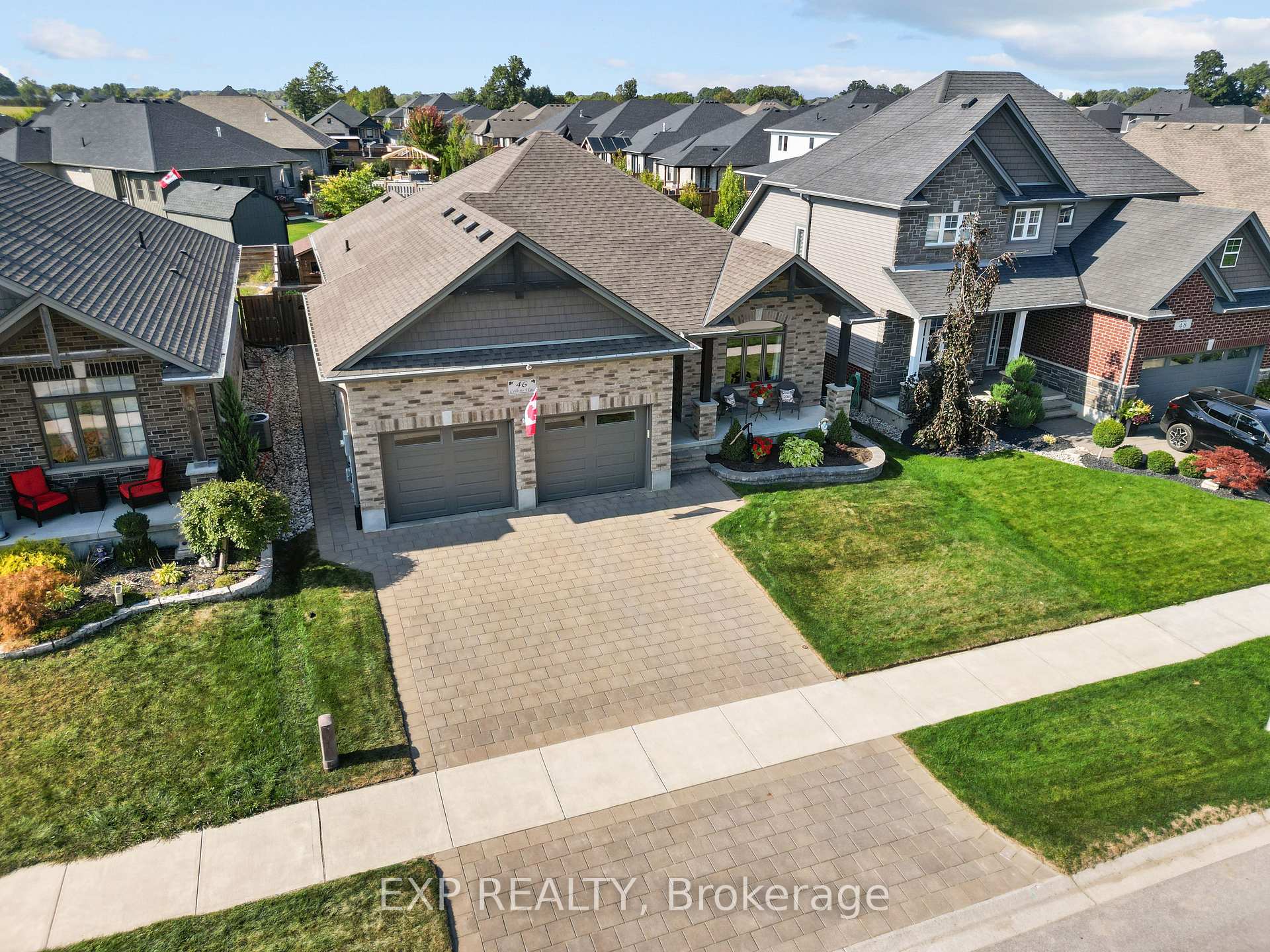 Photo 5 of 46 Collins Way, Strathroy-Caradoc, SE — HOMEH