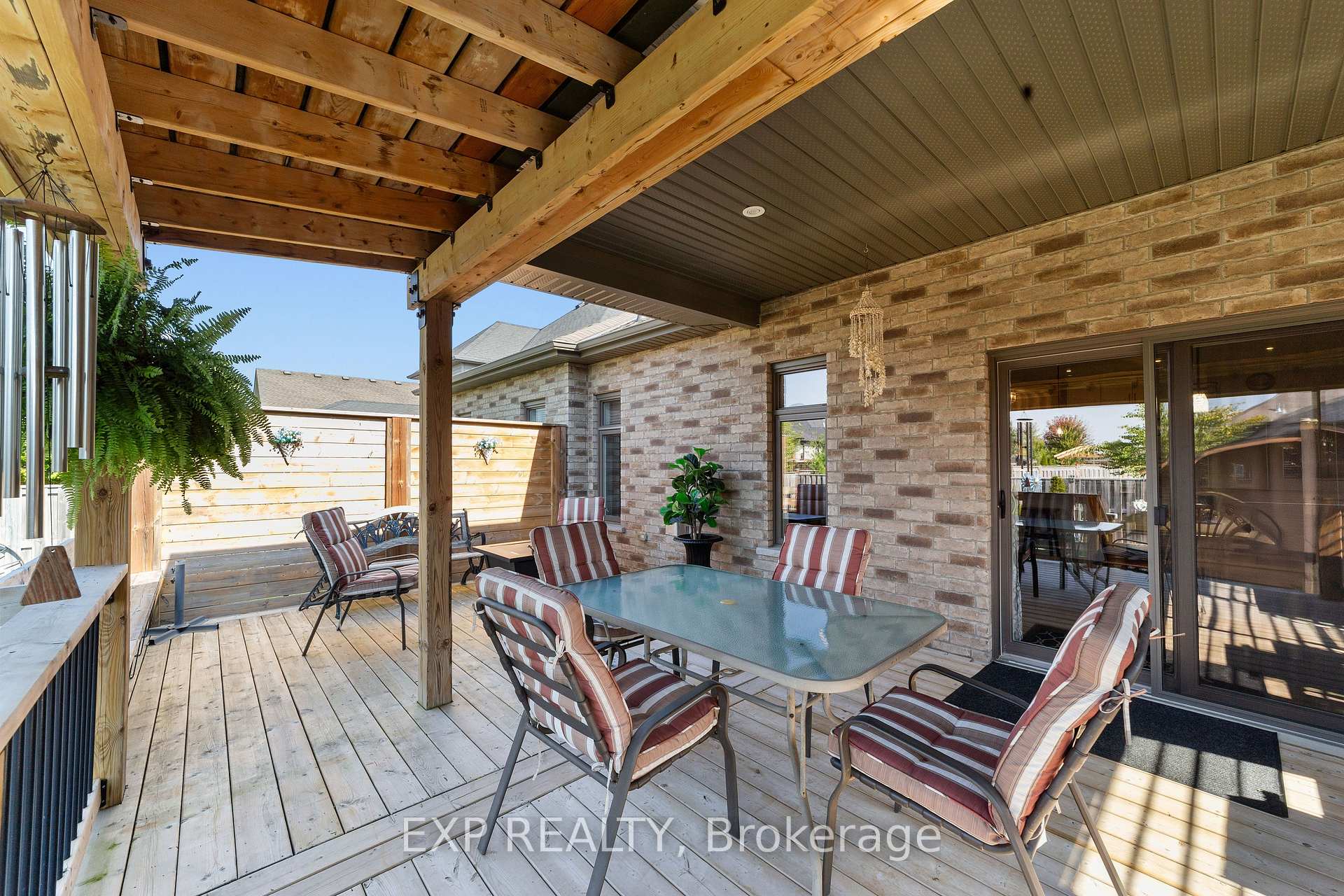 Photo 15 of 46 Collins Way, Strathroy-Caradoc, SE — HOMEH