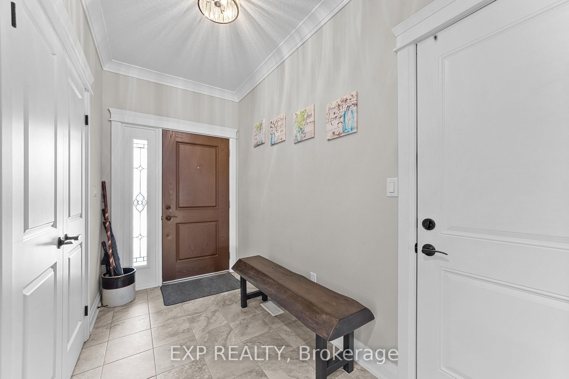Photo 18 of 46 Collins Way, Strathroy-Caradoc, SE — HOMEH
