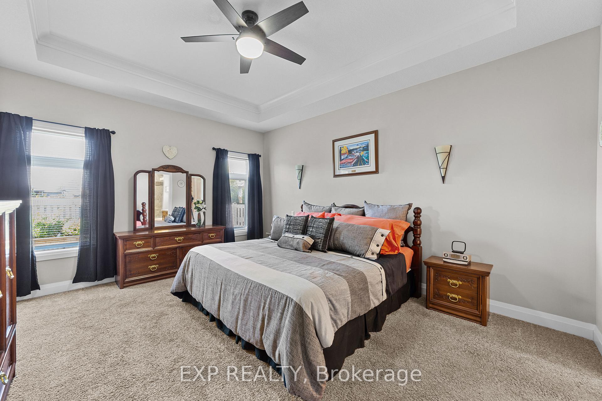 Photo 33 of 46 Collins Way, Strathroy-Caradoc, SE — HOMEH