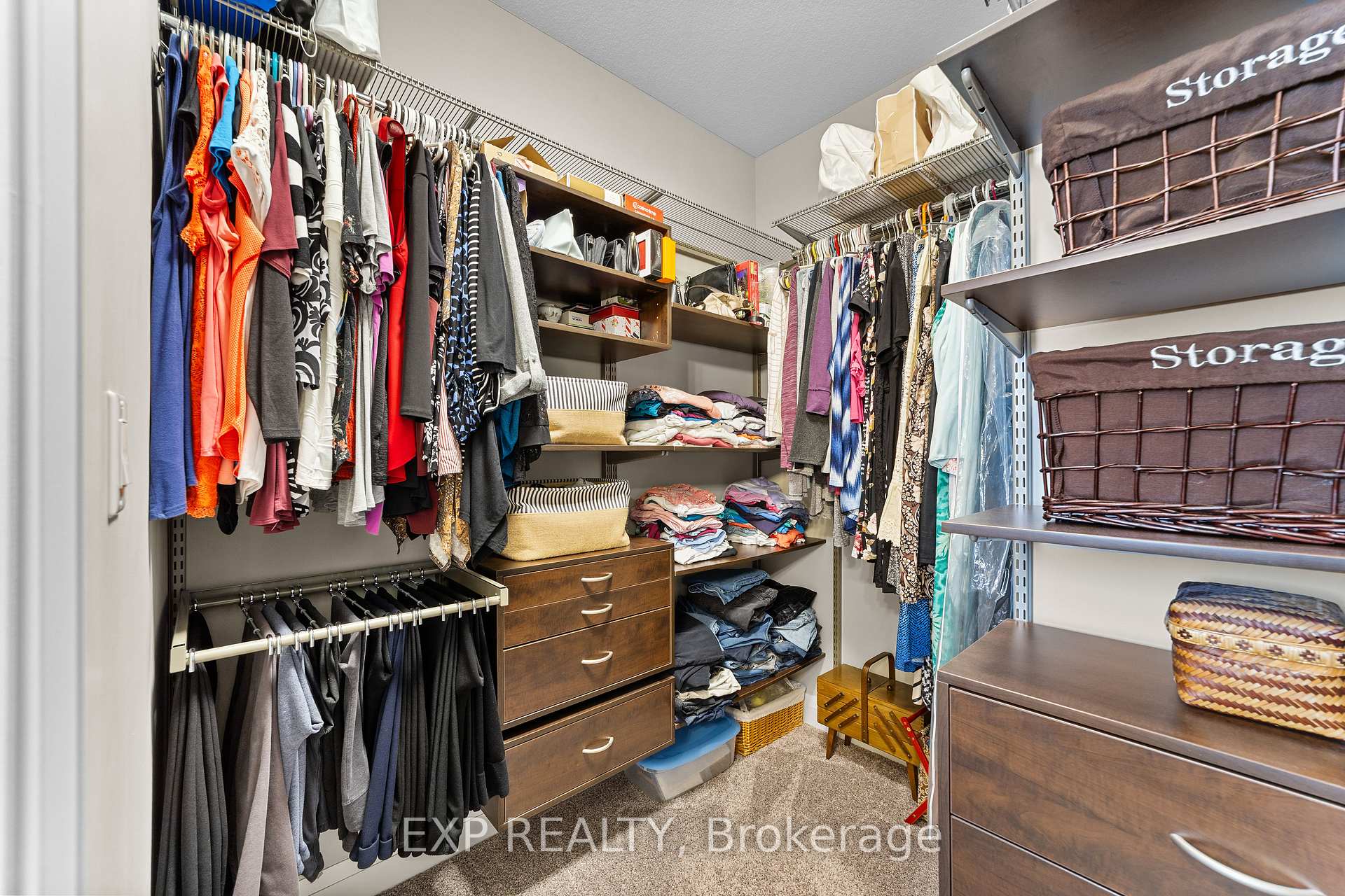Photo 35 of 46 Collins Way, Strathroy-Caradoc, SE — HOMEH