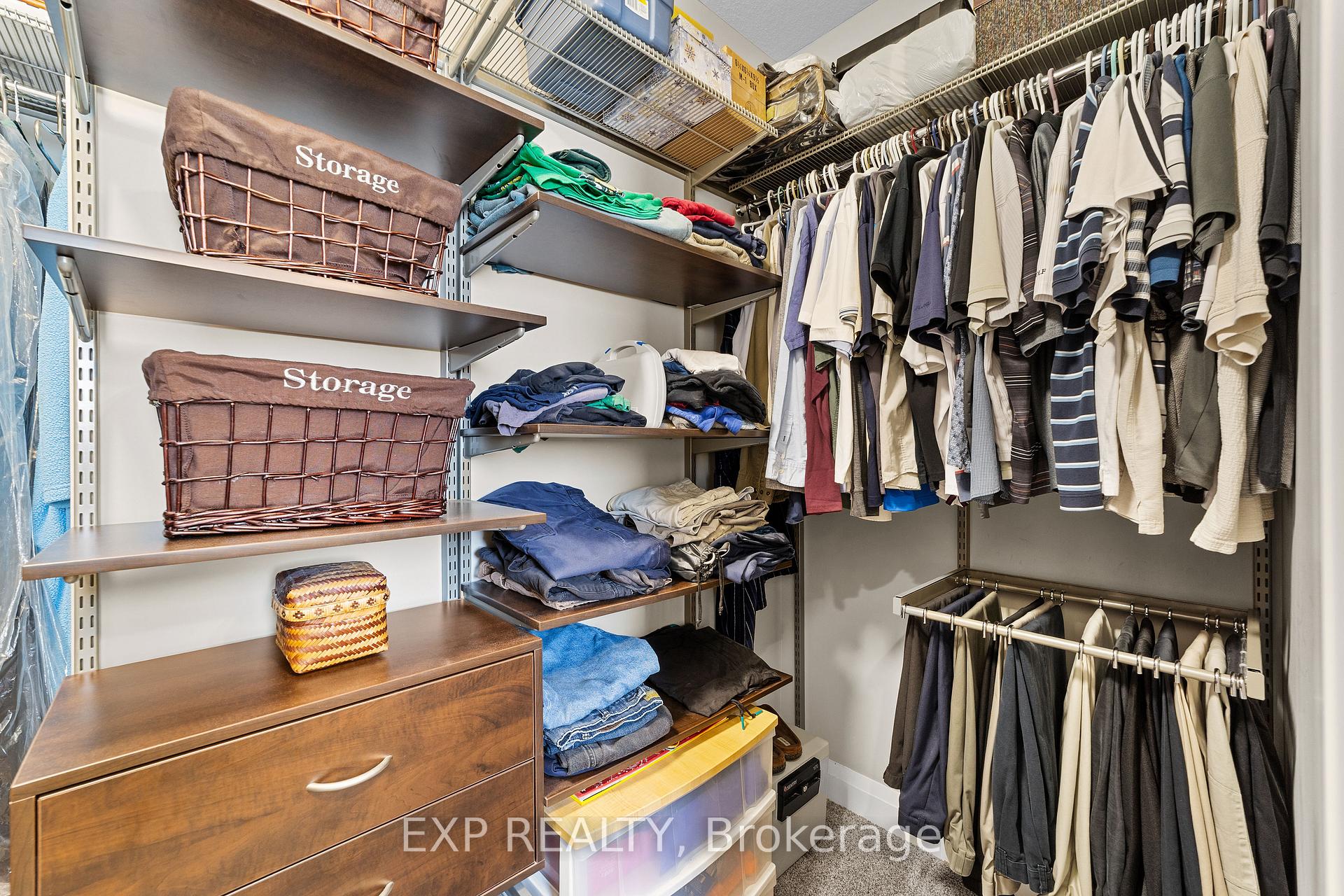 Photo 36 of 46 Collins Way, Strathroy-Caradoc, SE — HOMEH