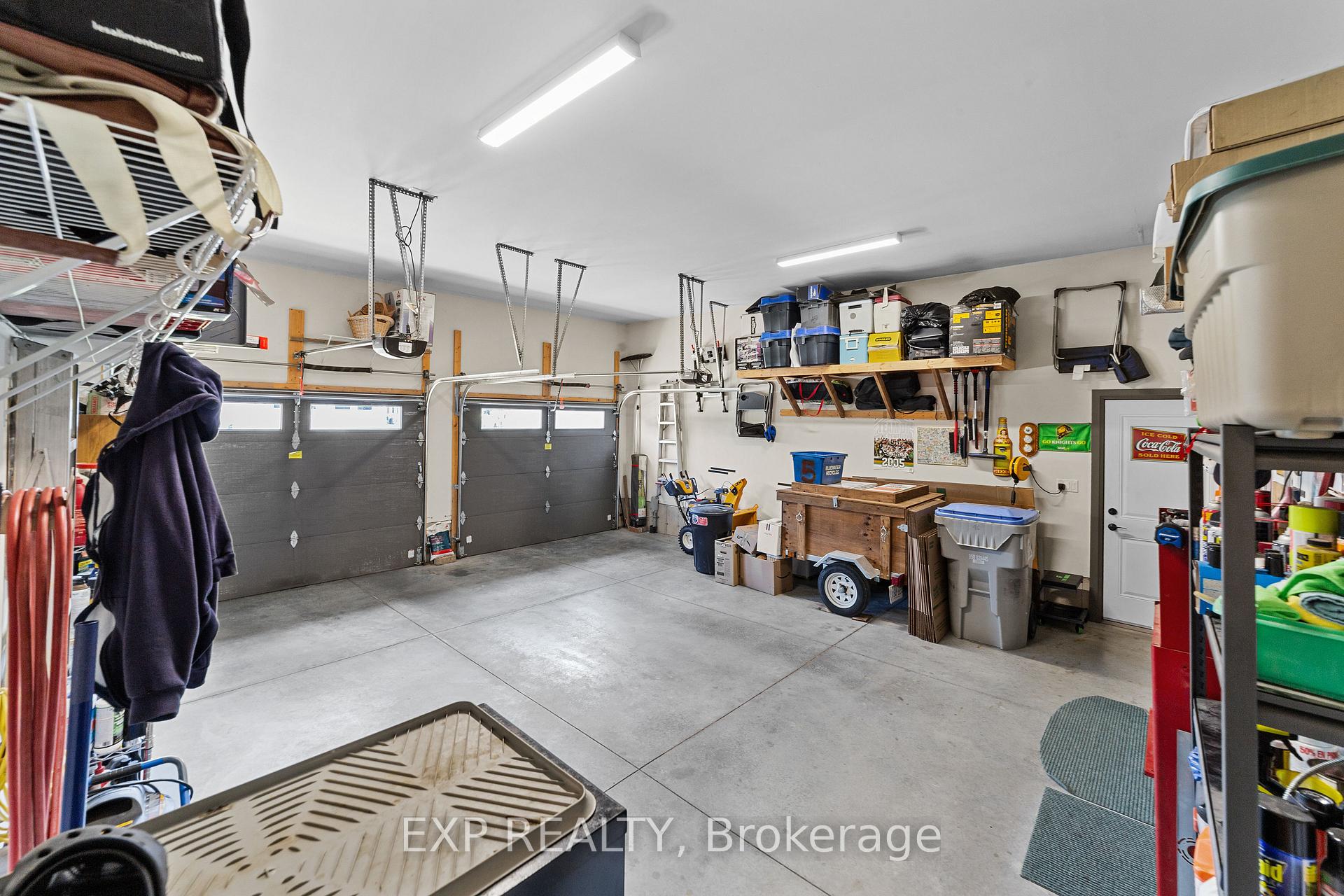 Photo 45 of 46 Collins Way, Strathroy-Caradoc, SE — HOMEH