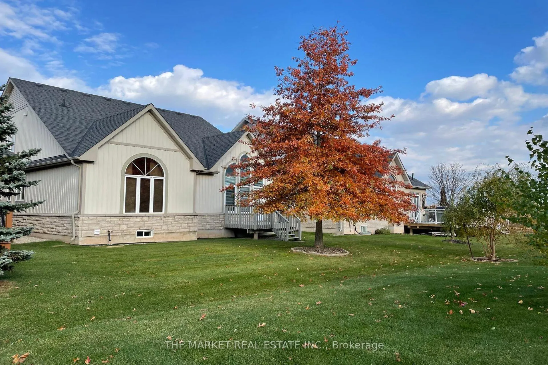 Photo 32 of 95 Turnberry Trail S, Welland, Hwy 406/Welland — HOMEH