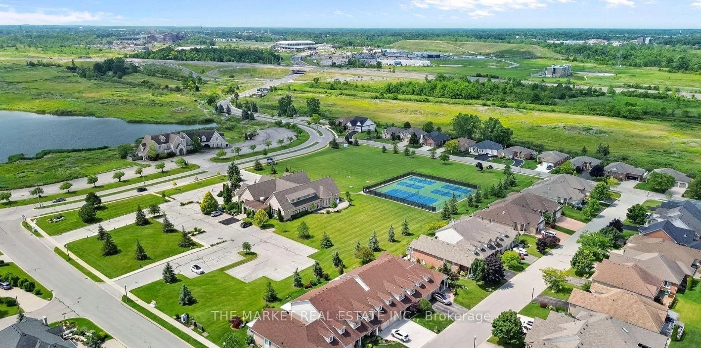 Photo 37 of 95 Turnberry Trail S, Welland, Hwy 406/Welland — HOMEH