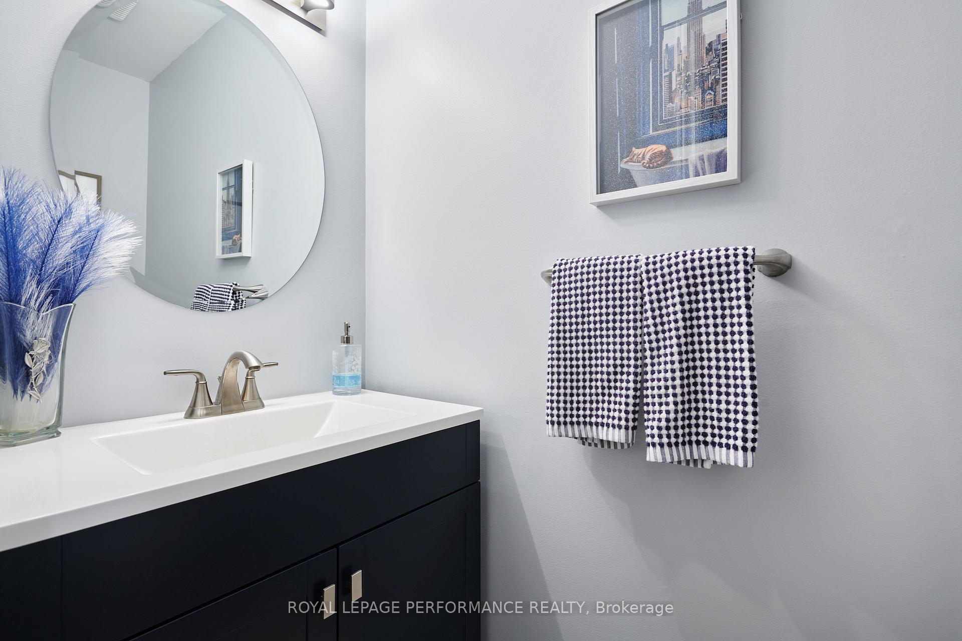 Photo 17 of 124 Medhurst Drive, Ottawa, Tanglewood — HOMEH