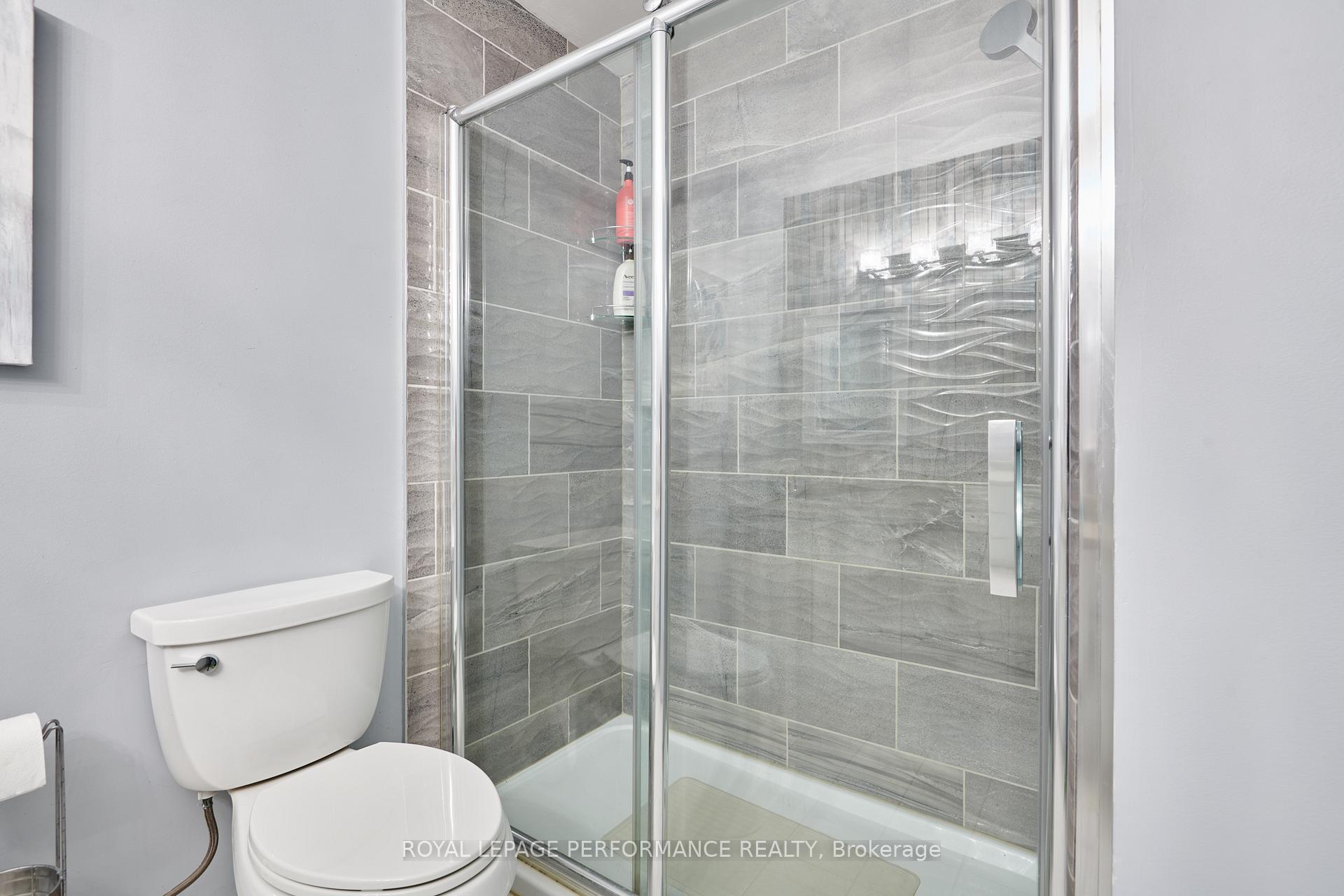 Photo 27 of 124 Medhurst Drive, Ottawa, Tanglewood — HOMEH