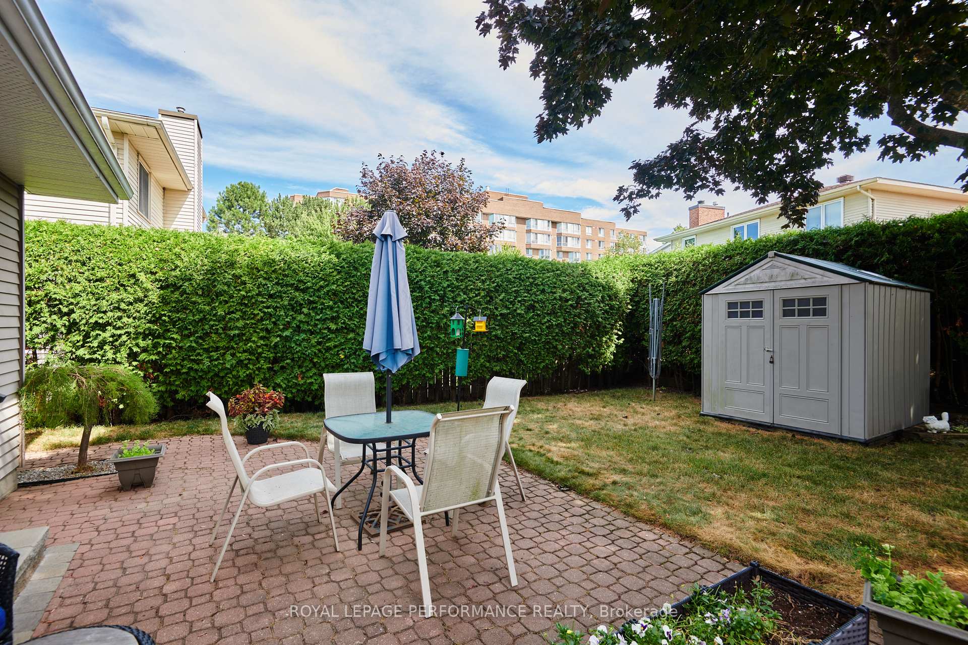 Photo 34 of 124 Medhurst Drive, Ottawa, Tanglewood — HOMEH