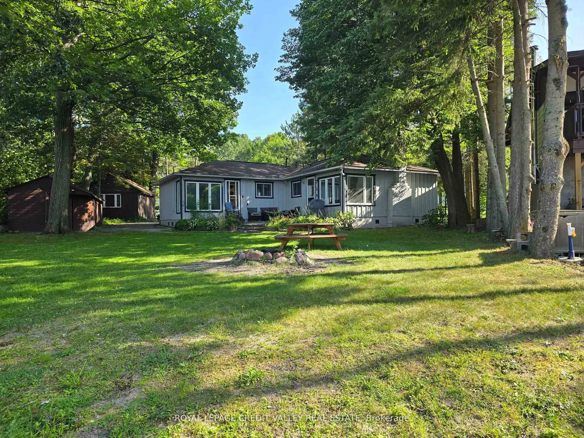 Photo 19 of 230 Robins Point Road, Tay, Victoria Harbour — HOMEH