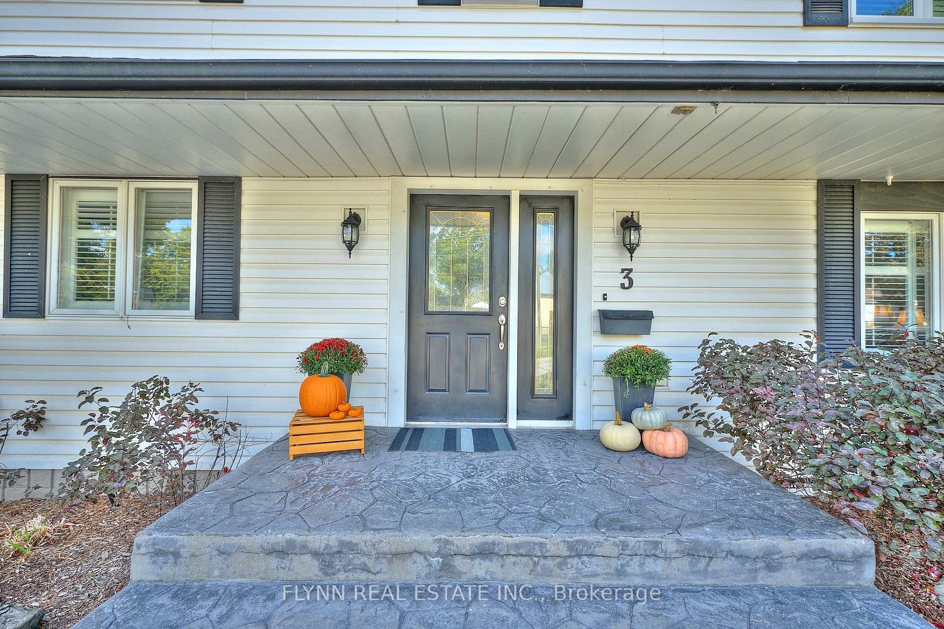 Front of 3 Brock Street