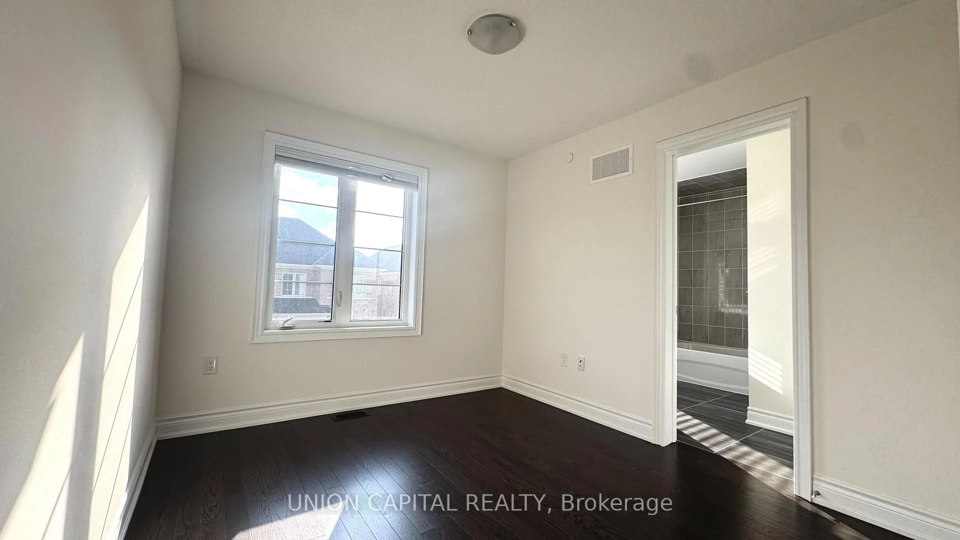 Photo 8 of 63 Erintol Way, Markham, Cedarwood — HOMEH