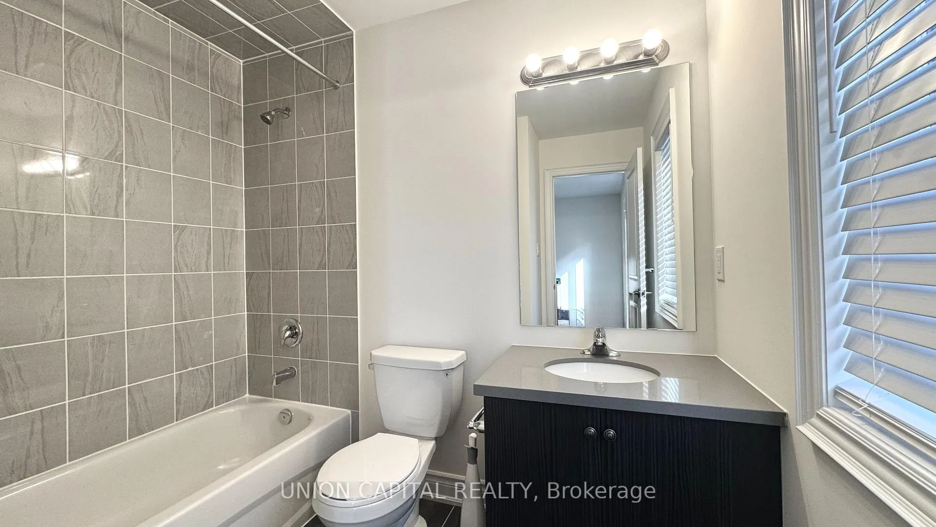 Photo 10 of 63 Erintol Way, Markham, Cedarwood — HOMEH