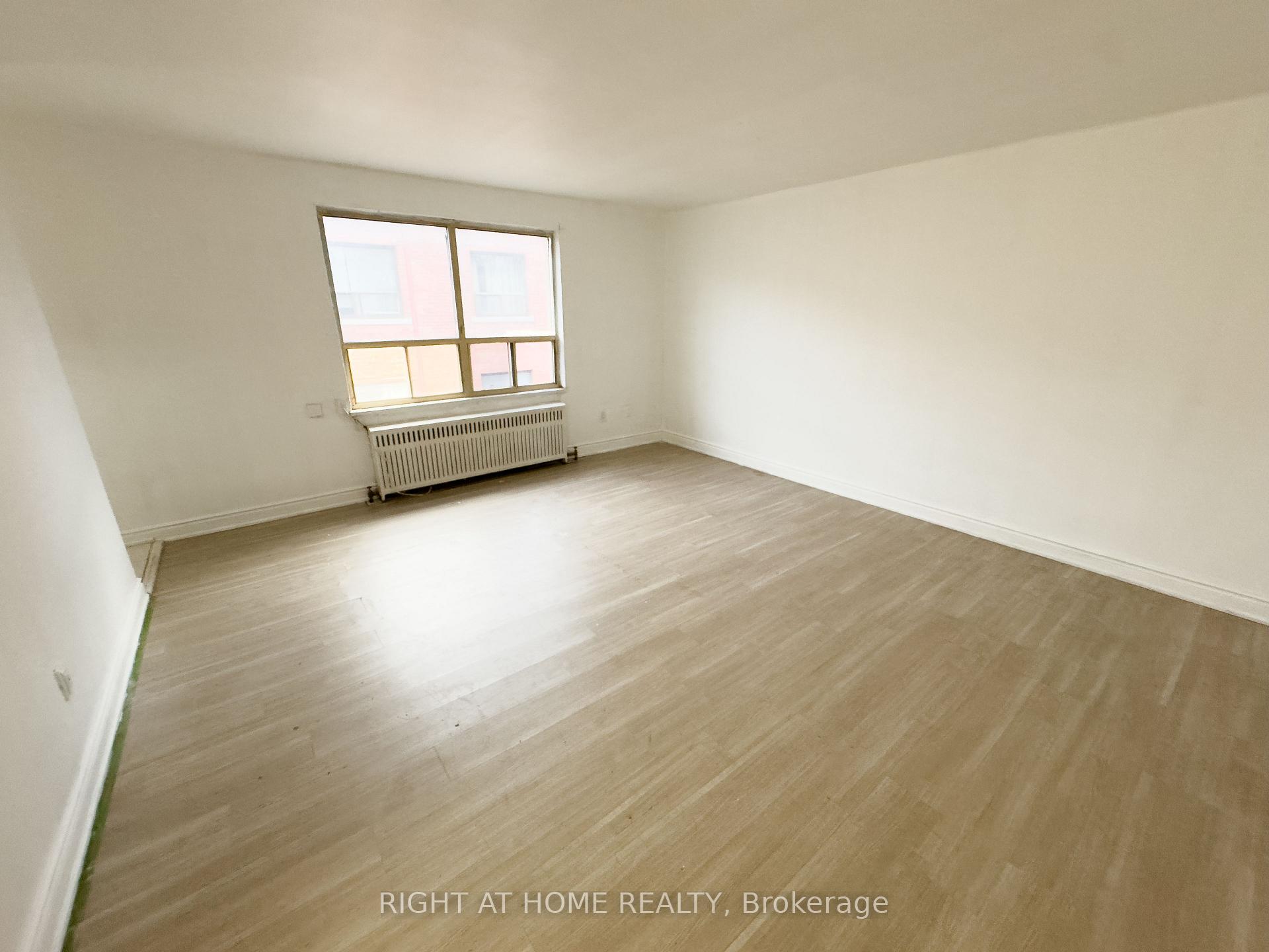 Photo 1 of Unit 311, 896 Eglinton Avenue E, Toronto, Leaside — HOMEH