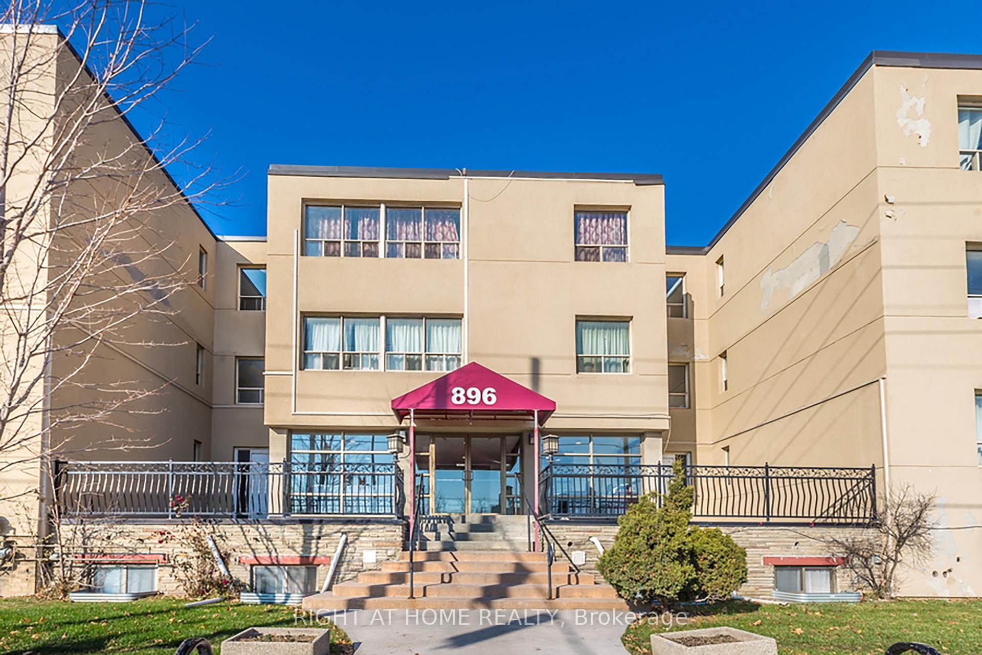Photo 8 of Unit 311, 896 Eglinton Avenue E, Toronto, Leaside — HOMEH