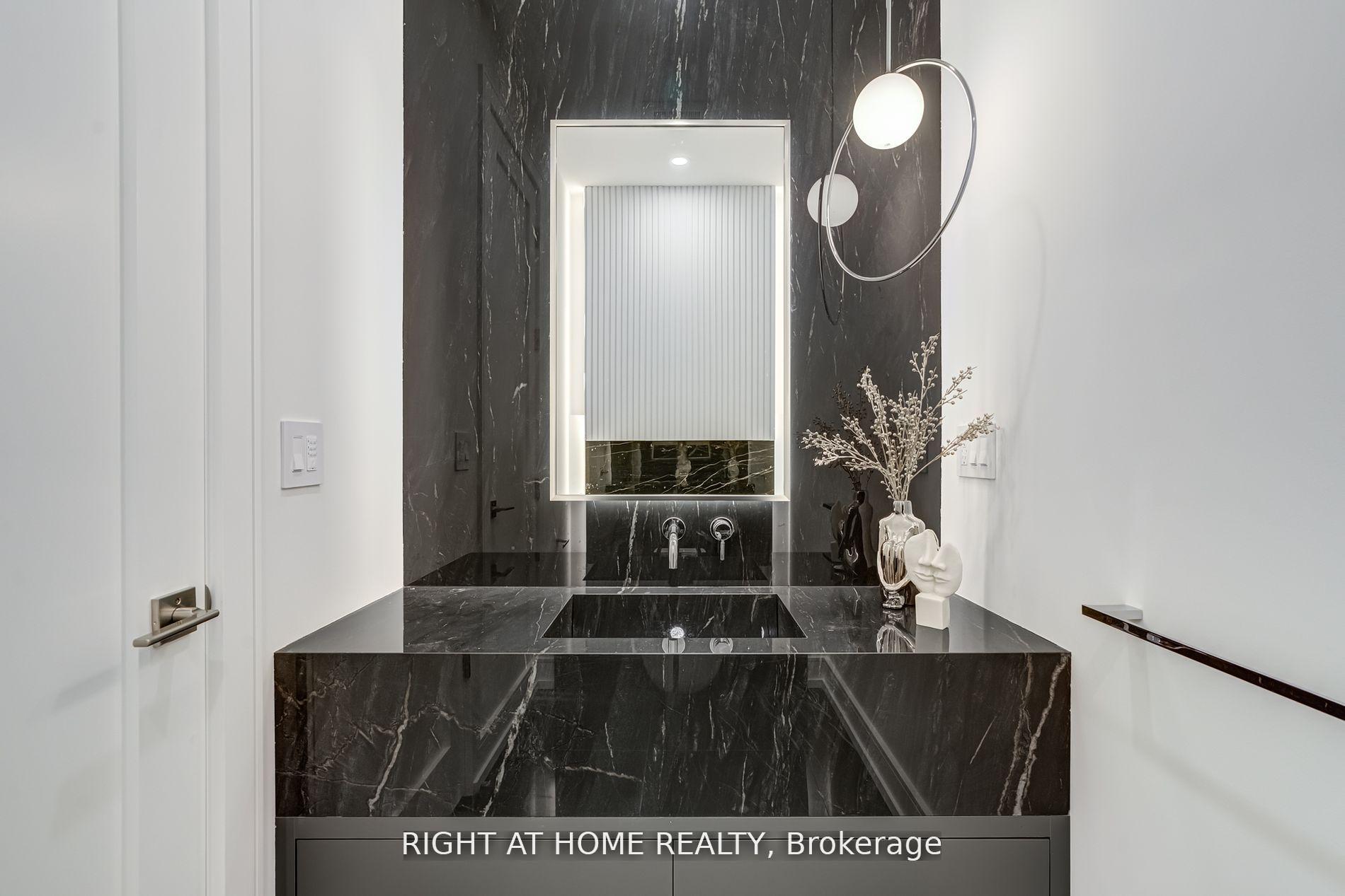 Photo 6 of 100 Glenvale Boulevard, Toronto, Leaside — HOMEH