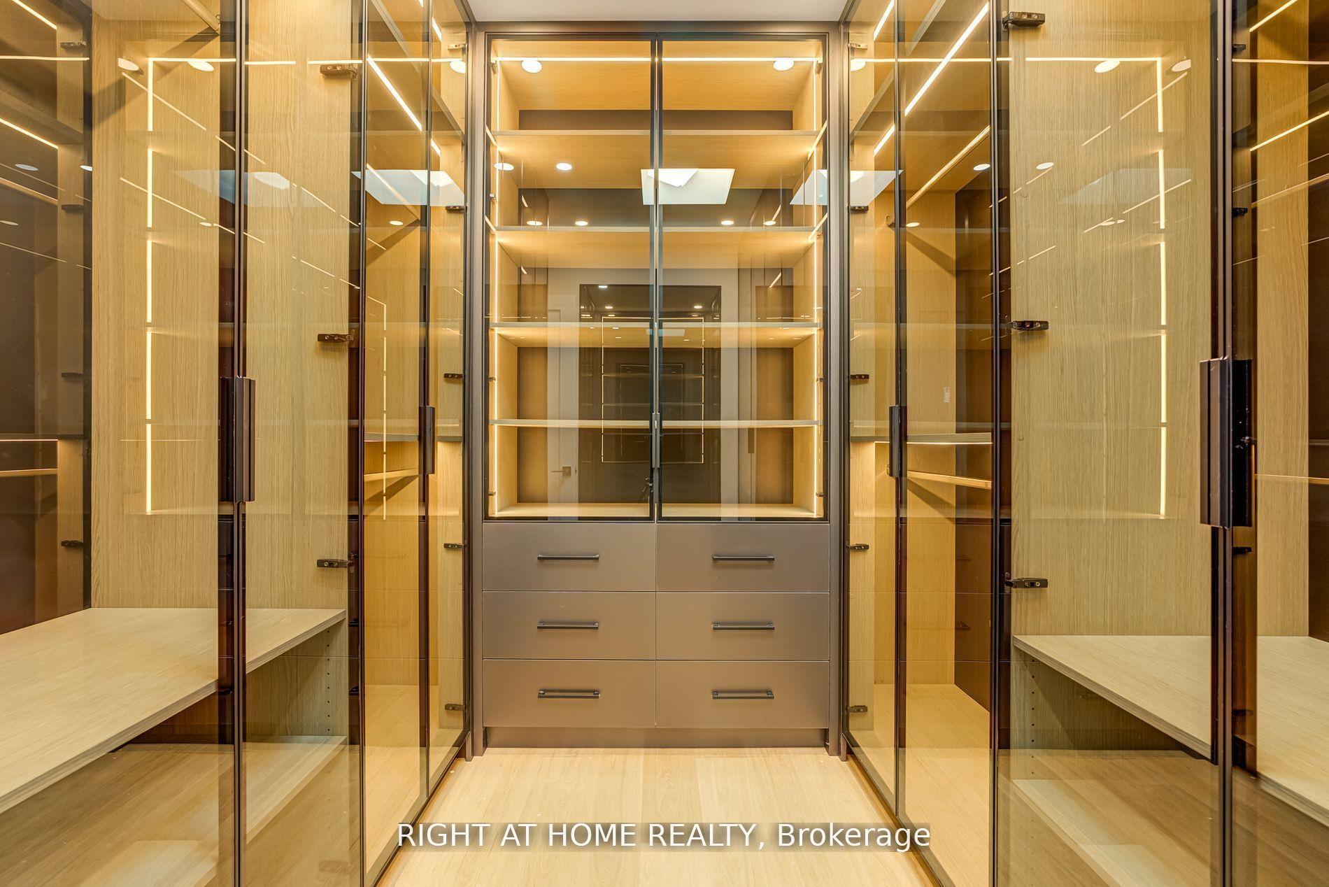 Photo 17 of 100 Glenvale Boulevard, Toronto, Leaside — HOMEH