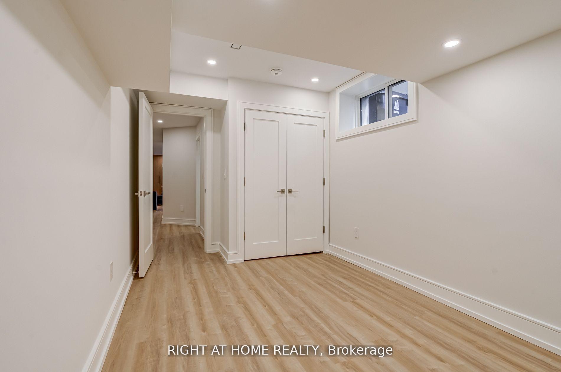 Photo 30 of 100 Glenvale Boulevard, Toronto, Leaside — HOMEH