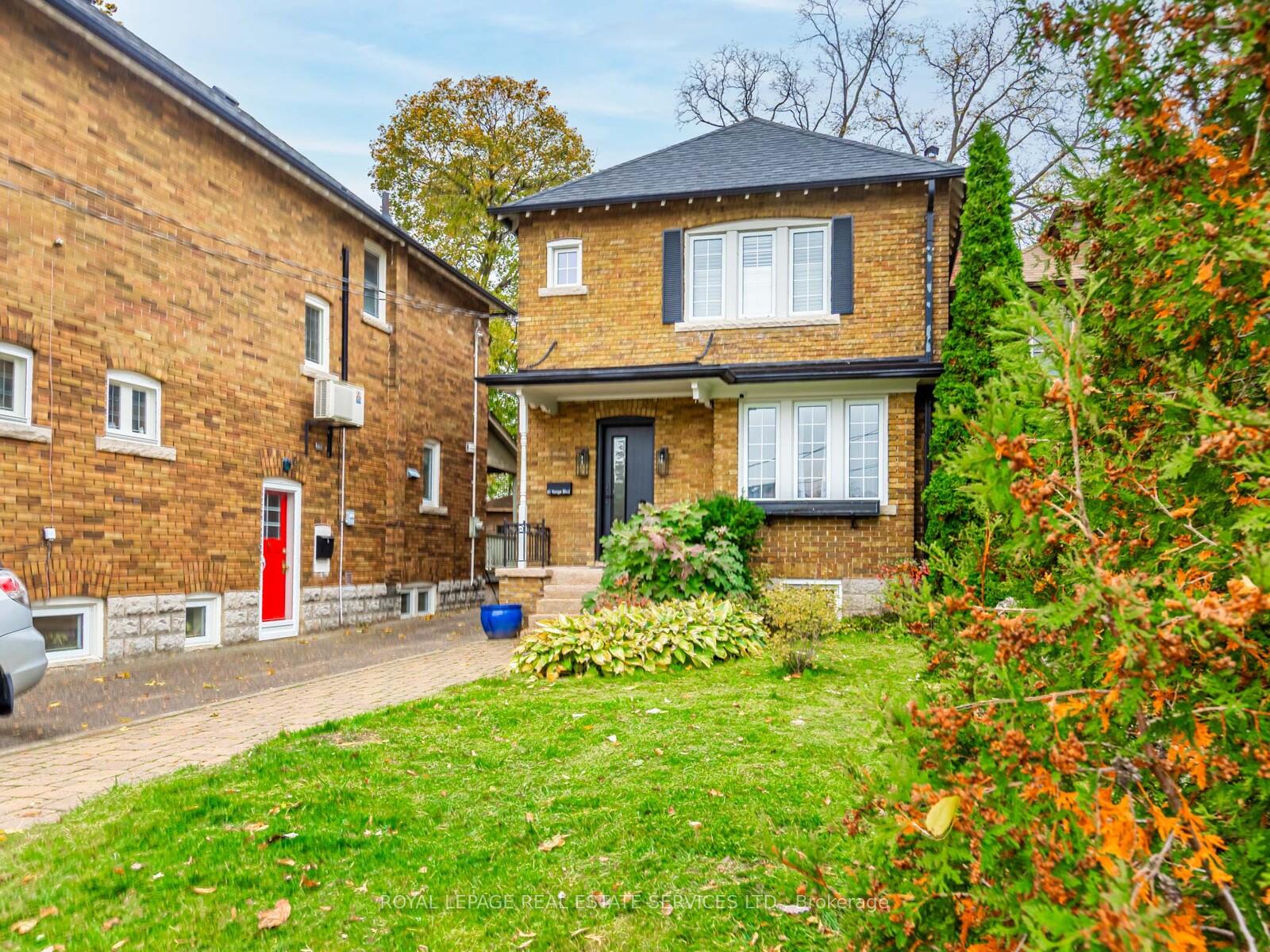 Photo 3 of Unit LOWER, 61 Yonge Boulevard, Toronto, Lawrence Park North — HOMEH
