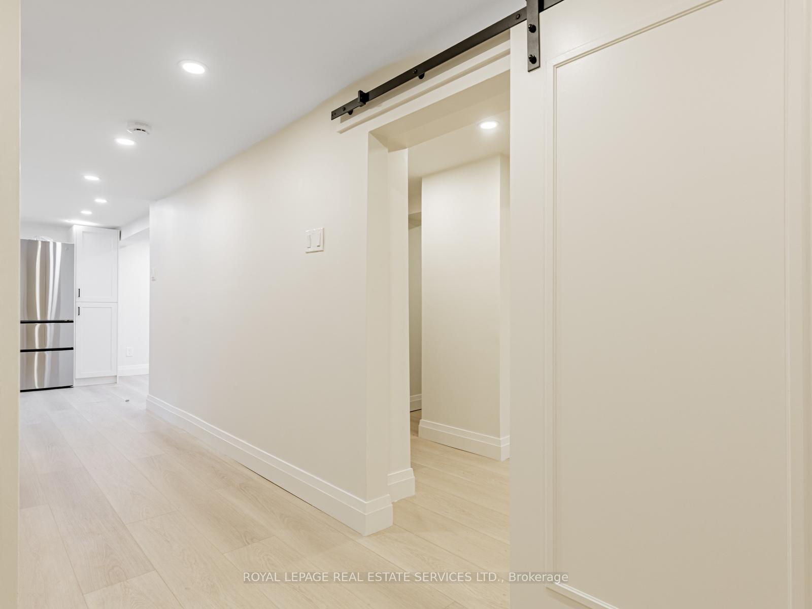 Photo 5 of Unit LOWER, 61 Yonge Boulevard, Toronto, Lawrence Park North — HOMEH