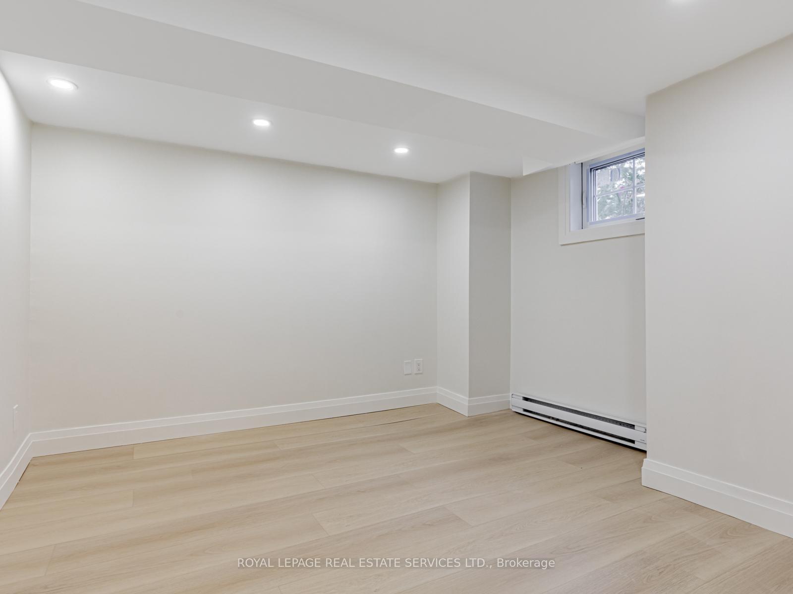 Photo 18 of Unit LOWER, 61 Yonge Boulevard, Toronto, Lawrence Park North — HOMEH