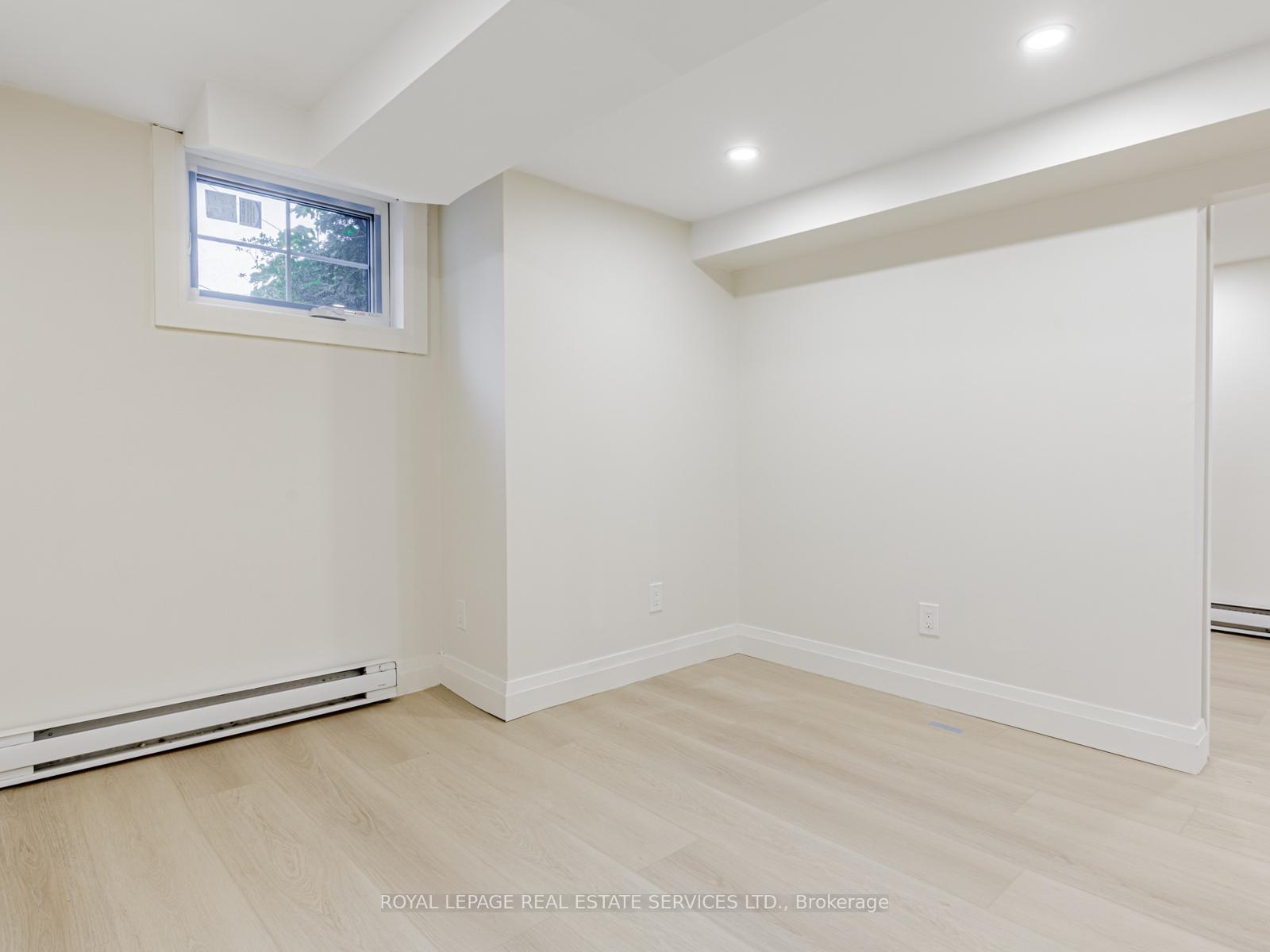 Photo 19 of Unit LOWER, 61 Yonge Boulevard, Toronto, Lawrence Park North — HOMEH