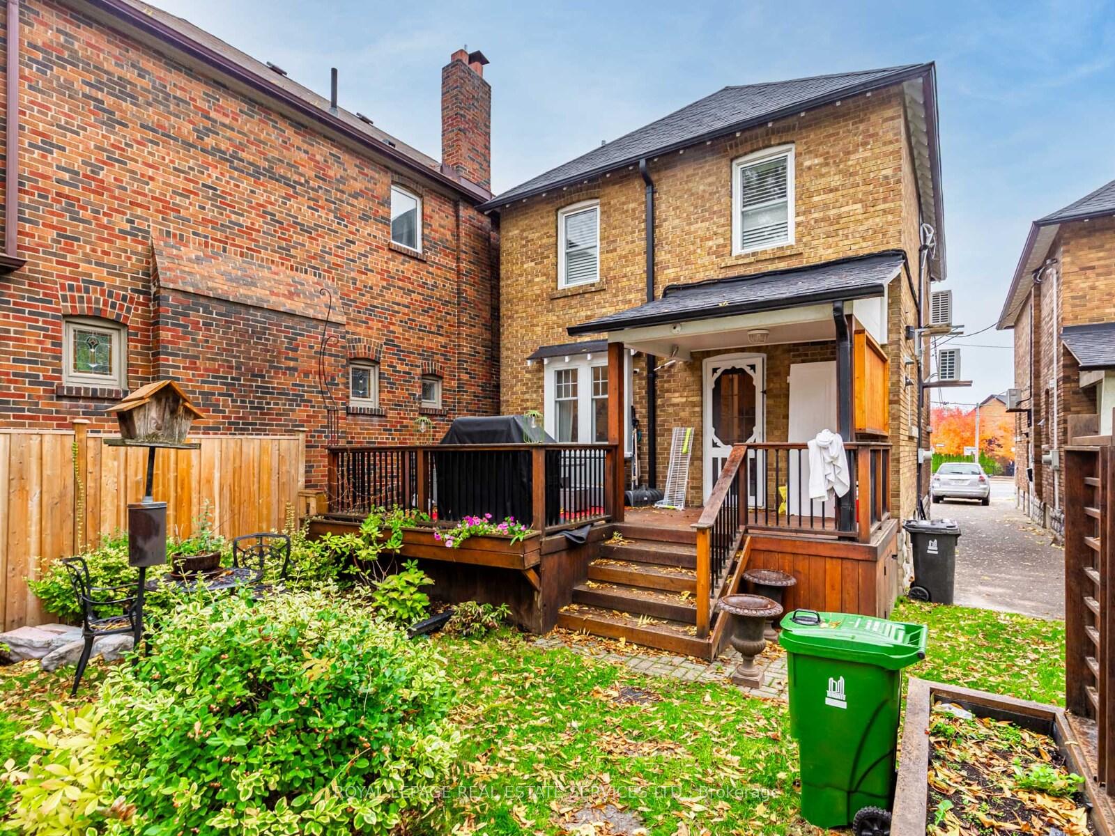 Photo 31 of Unit LOWER, 61 Yonge Boulevard, Toronto, Lawrence Park North — HOMEH