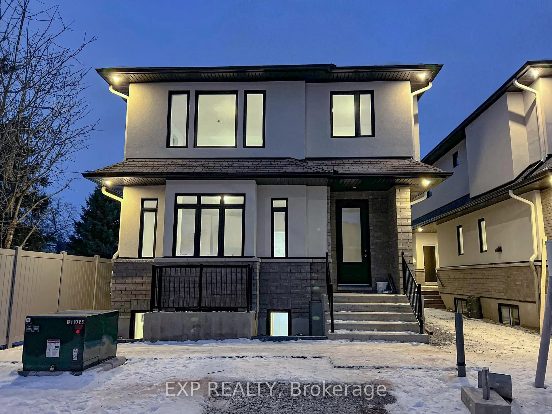 Photo 1 of Unit Unit A, 1369 Louis Lane, Ottawa, Cyrville Rd./Industrial Park — HOMEH