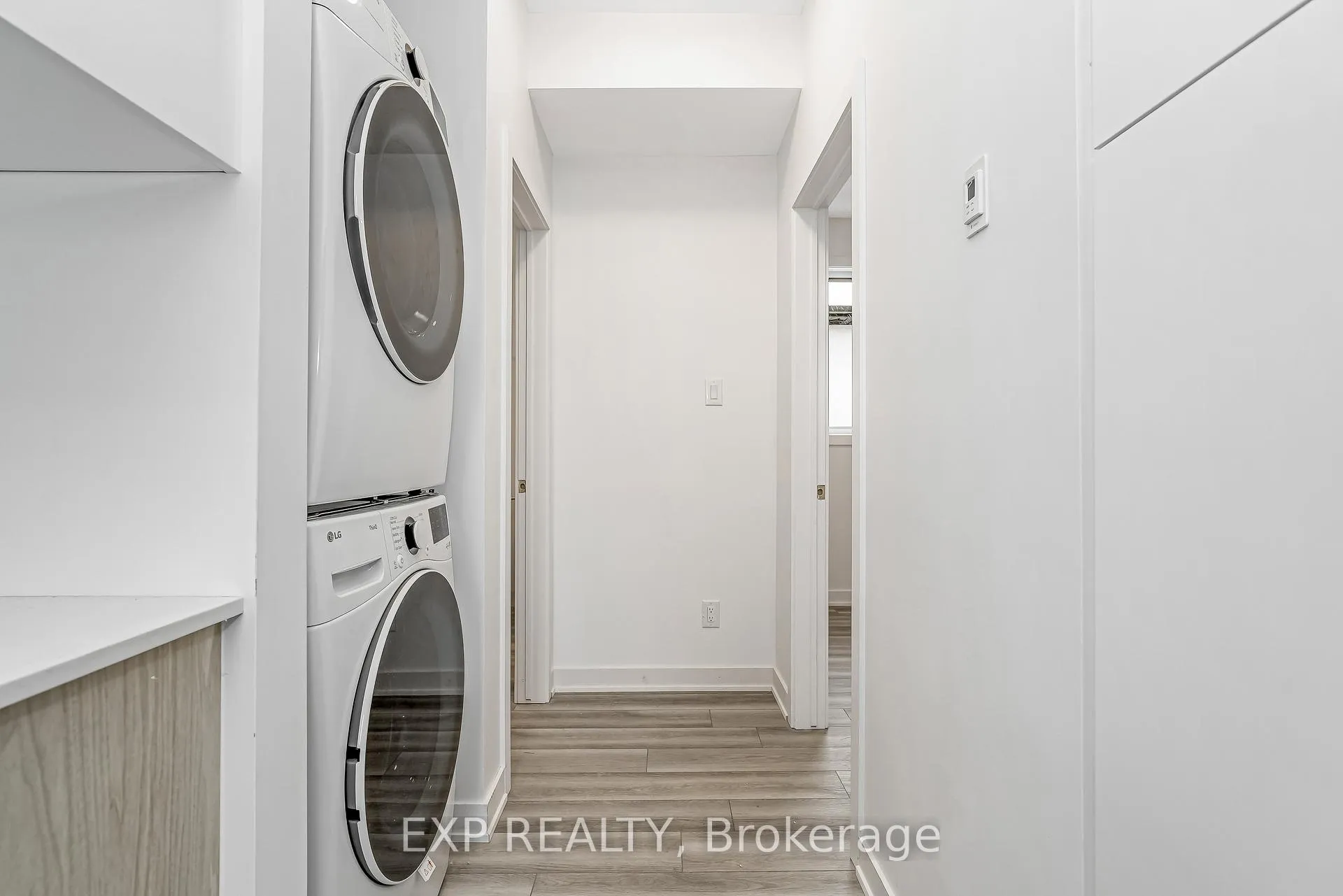 Photo 13 of Unit Unit A, 1369 Louis Lane, Ottawa, Cyrville Rd./Industrial Park — HOMEH