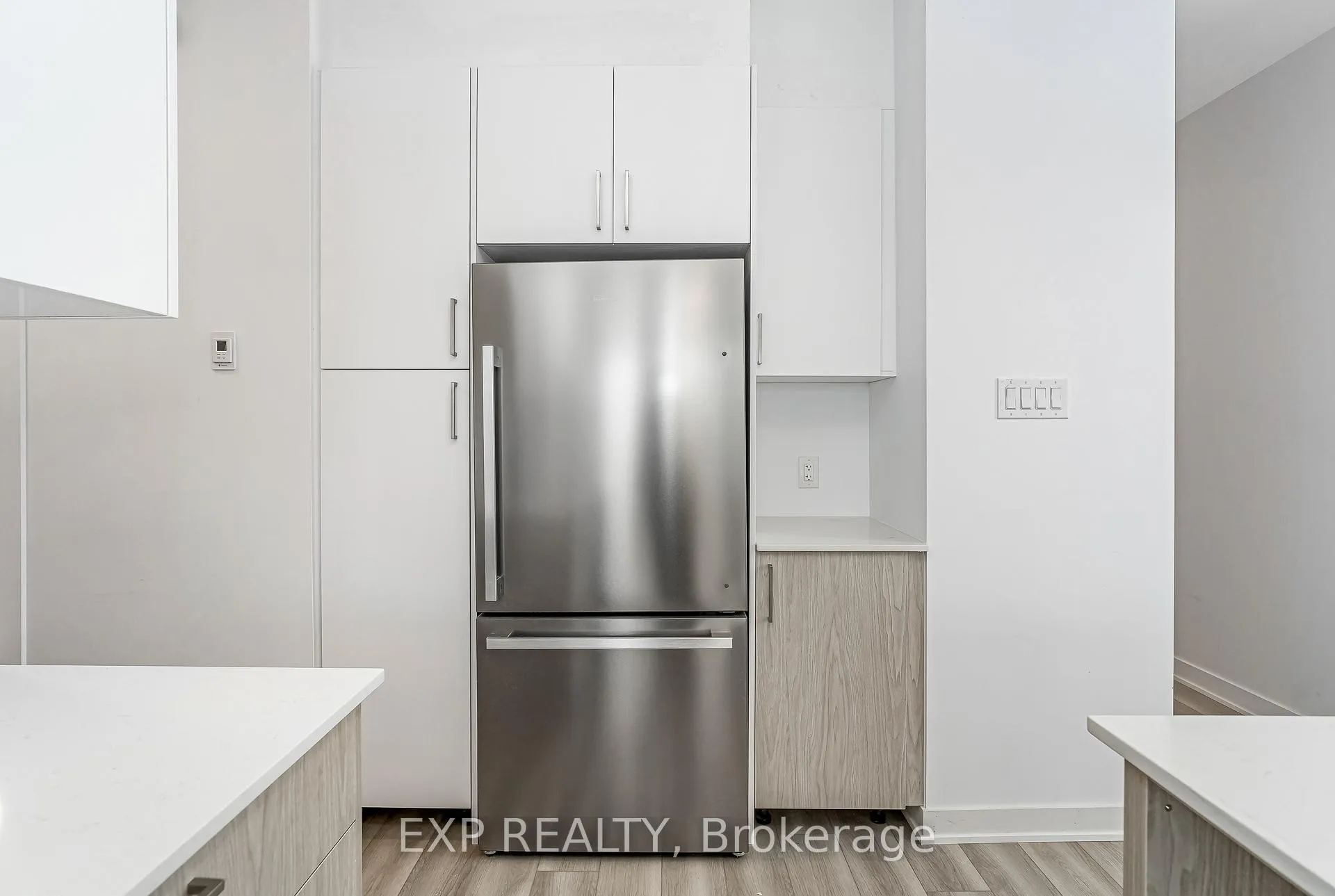 Photo 17 of Unit Unit A, 1369 Louis Lane, Ottawa, Cyrville Rd./Industrial Park — HOMEH