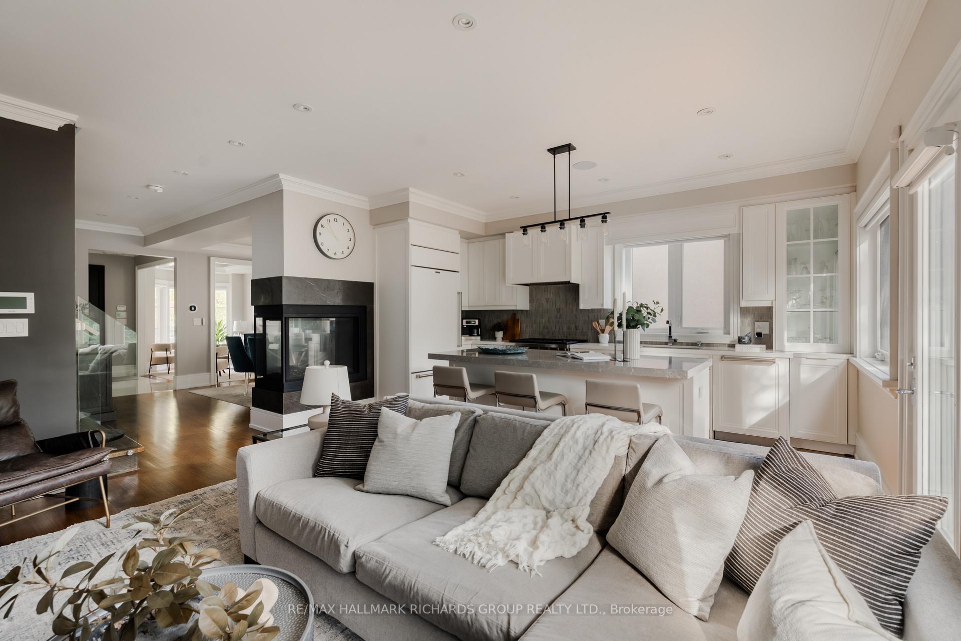 Photo 13 of 77 Randolph Road, Toronto, Leaside — HOMEH