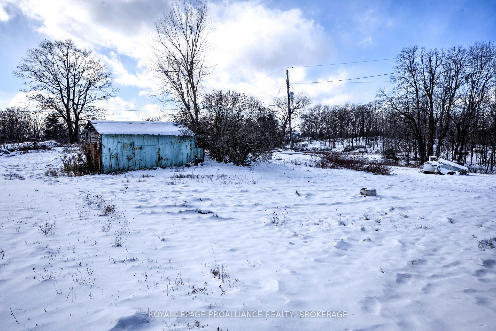 Photo 10 of 568 Ritchie Side Road, Tay Valley, Bathurst/Burgess & Sherbrooke (South Sherbrooke) Twp — HOMEH