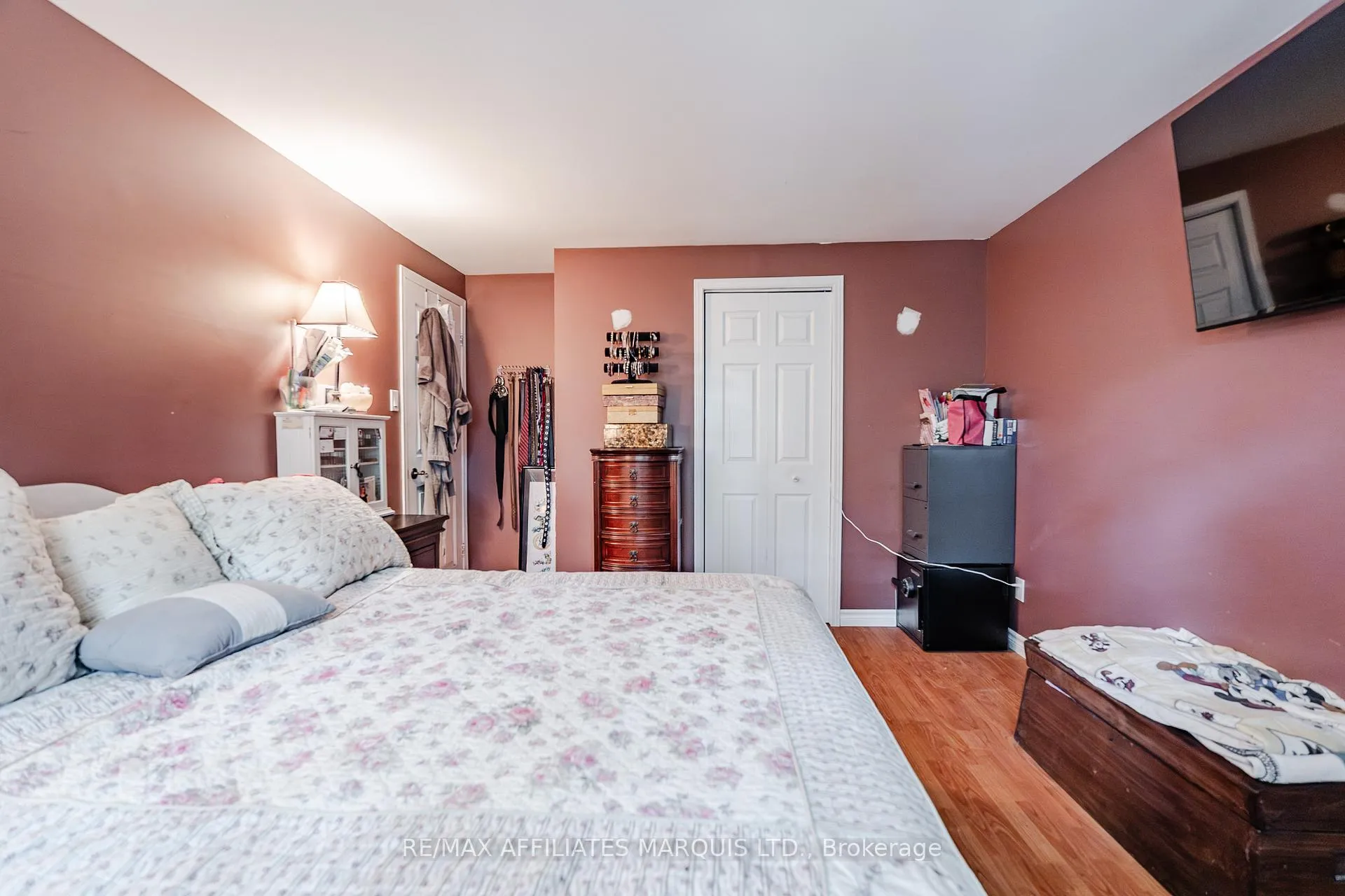 Photo 17 of 668 Champlain Drive N, Cornwall — HOMEH