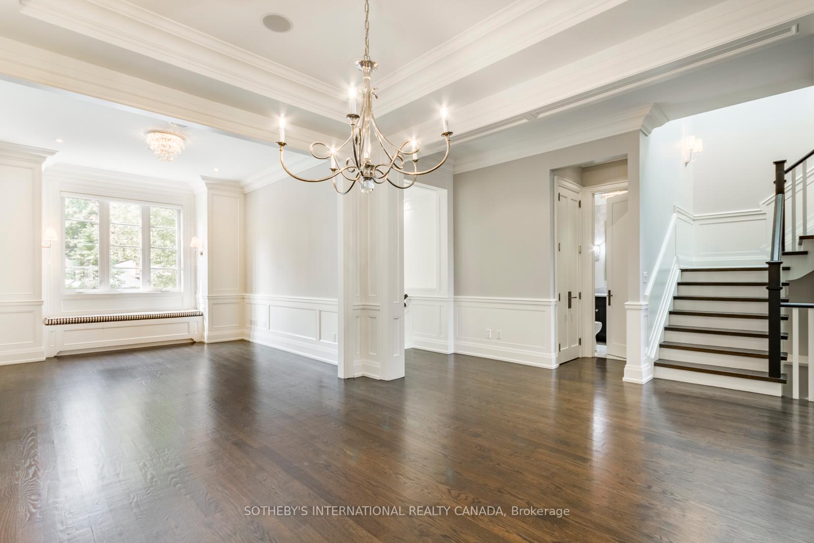 Photo 5 of 12 Kenrae Road, Toronto, Leaside — HOMEH