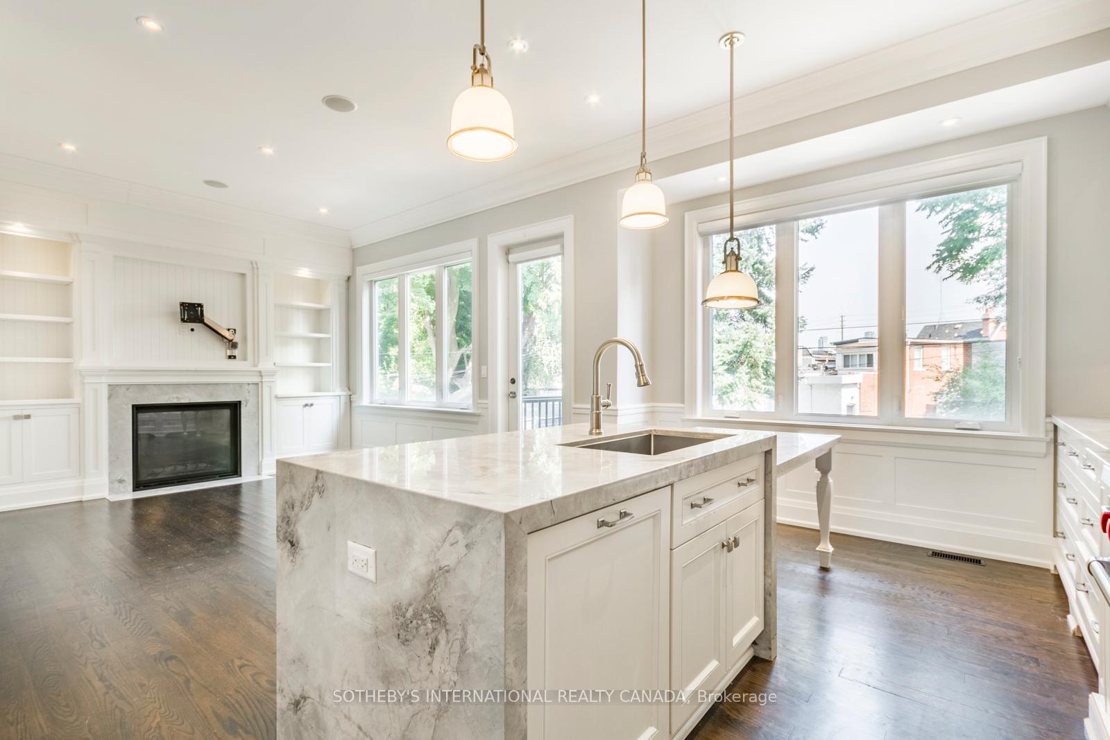 Photo 13 of 12 Kenrae Road, Toronto, Leaside — HOMEH