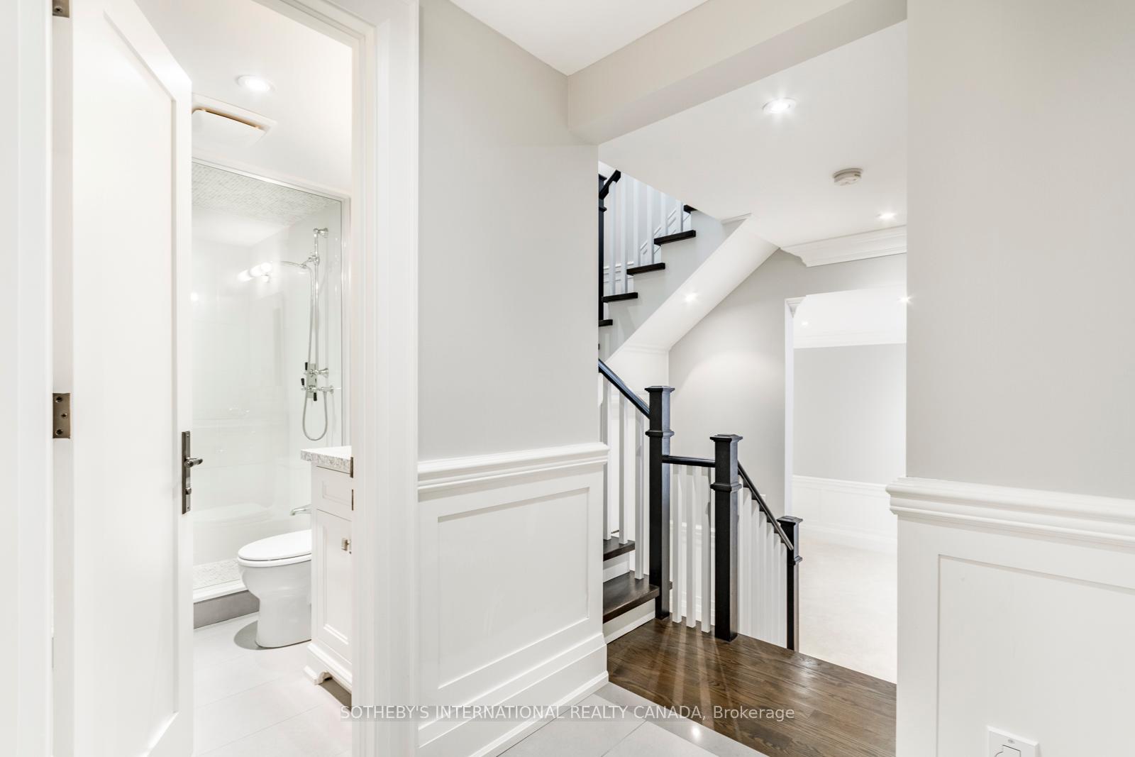 Photo 32 of 12 Kenrae Road, Toronto, Leaside — HOMEH