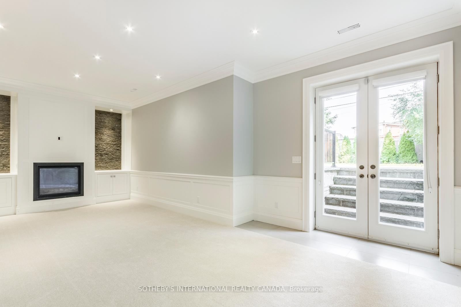 Photo 35 of 12 Kenrae Road, Toronto, Leaside — HOMEH