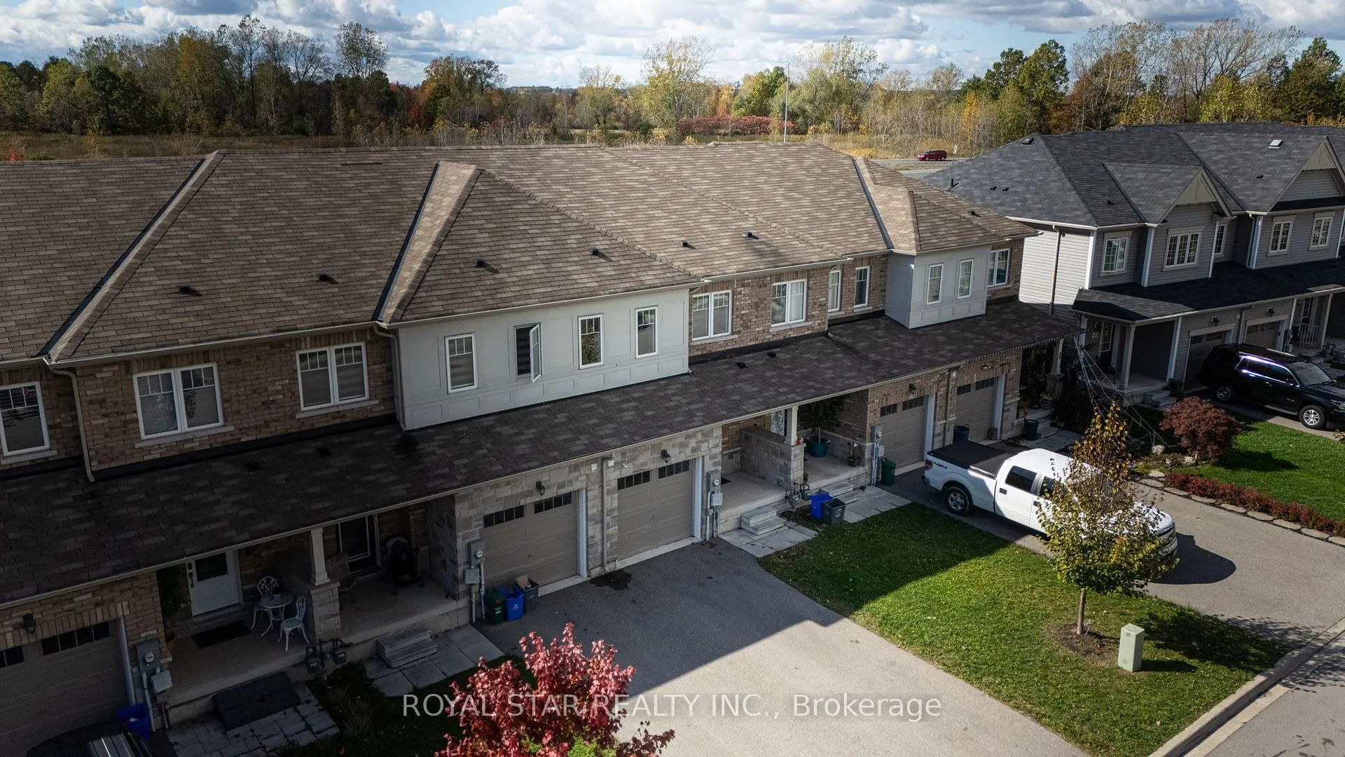 Photo 2 of 170 Esther Crescent, Thorold, Allanburg/Thorold South — HOMEH