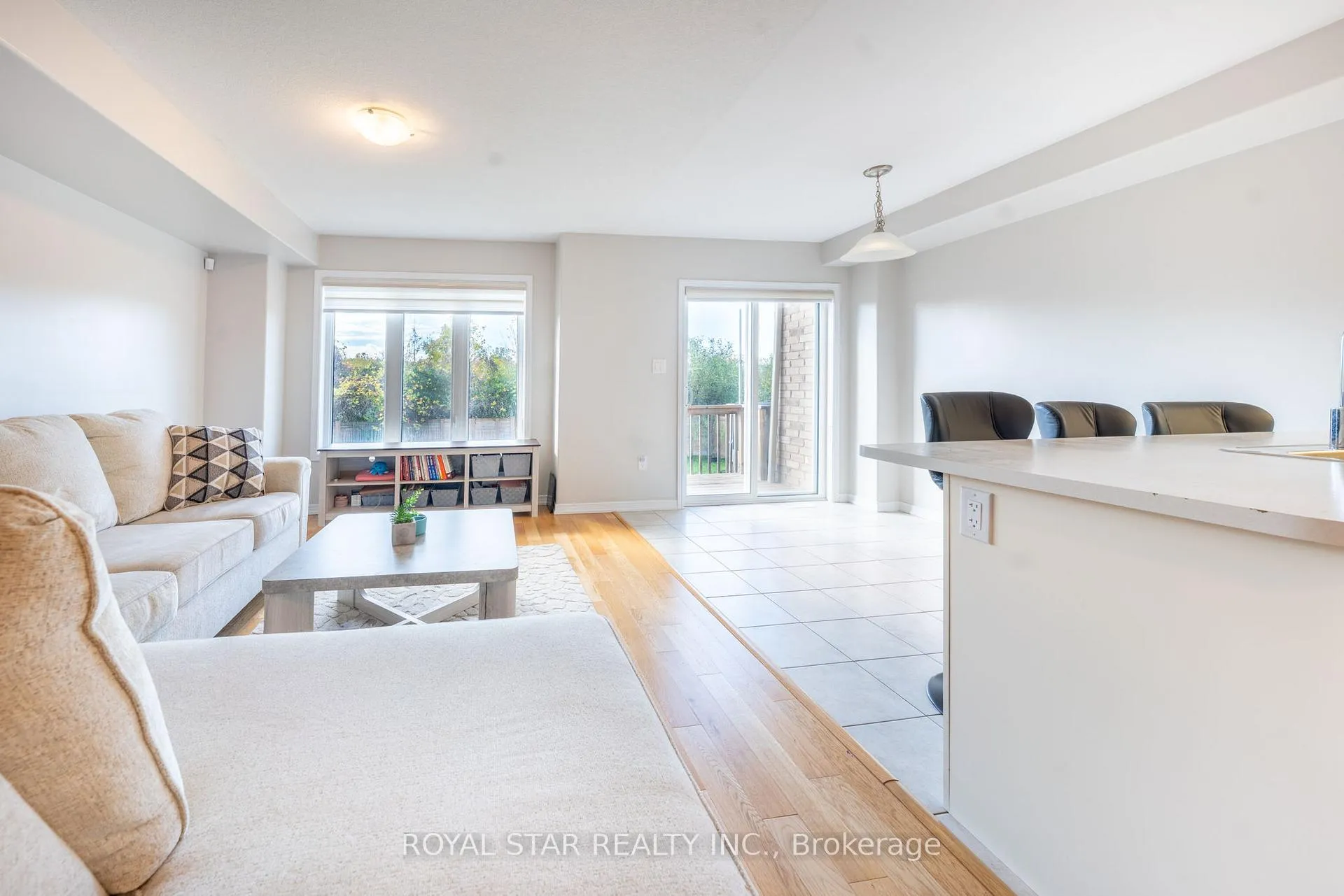 Photo 6 of 170 Esther Crescent, Thorold, Allanburg/Thorold South — HOMEH