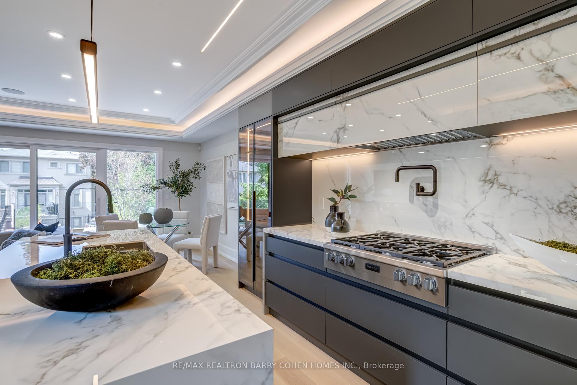 Photo 19 of 594 Broadway Avenue, Toronto, Leaside — HOMEH