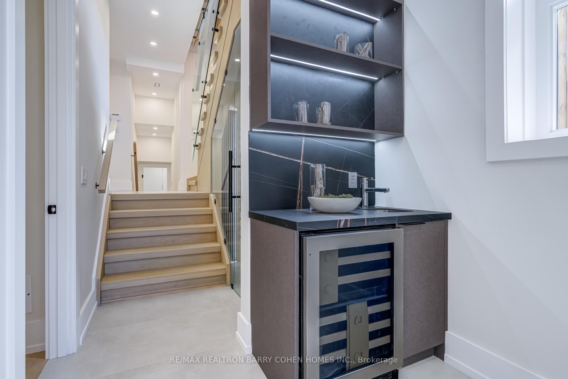 Photo 34 of 594 Broadway Avenue, Toronto, Leaside — HOMEH